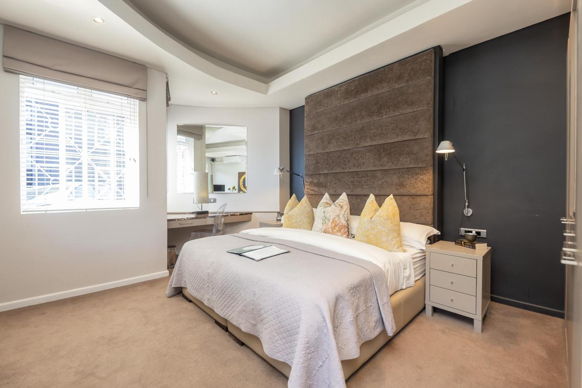 Luxury Room,1572632234:JPEG