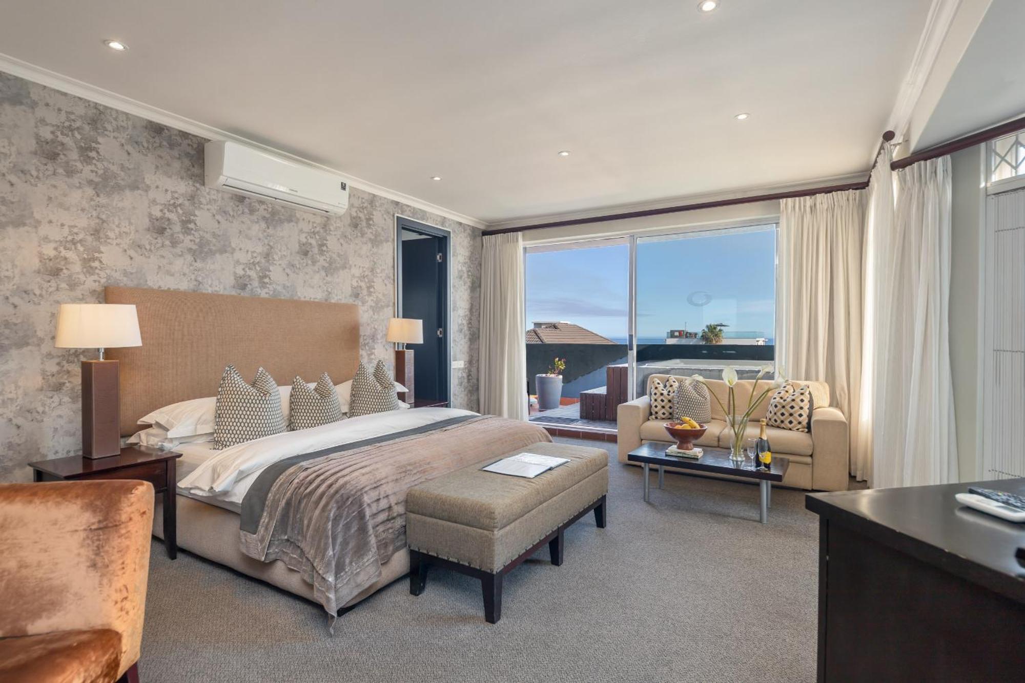 Suite Terrace,1572632399:JPEG