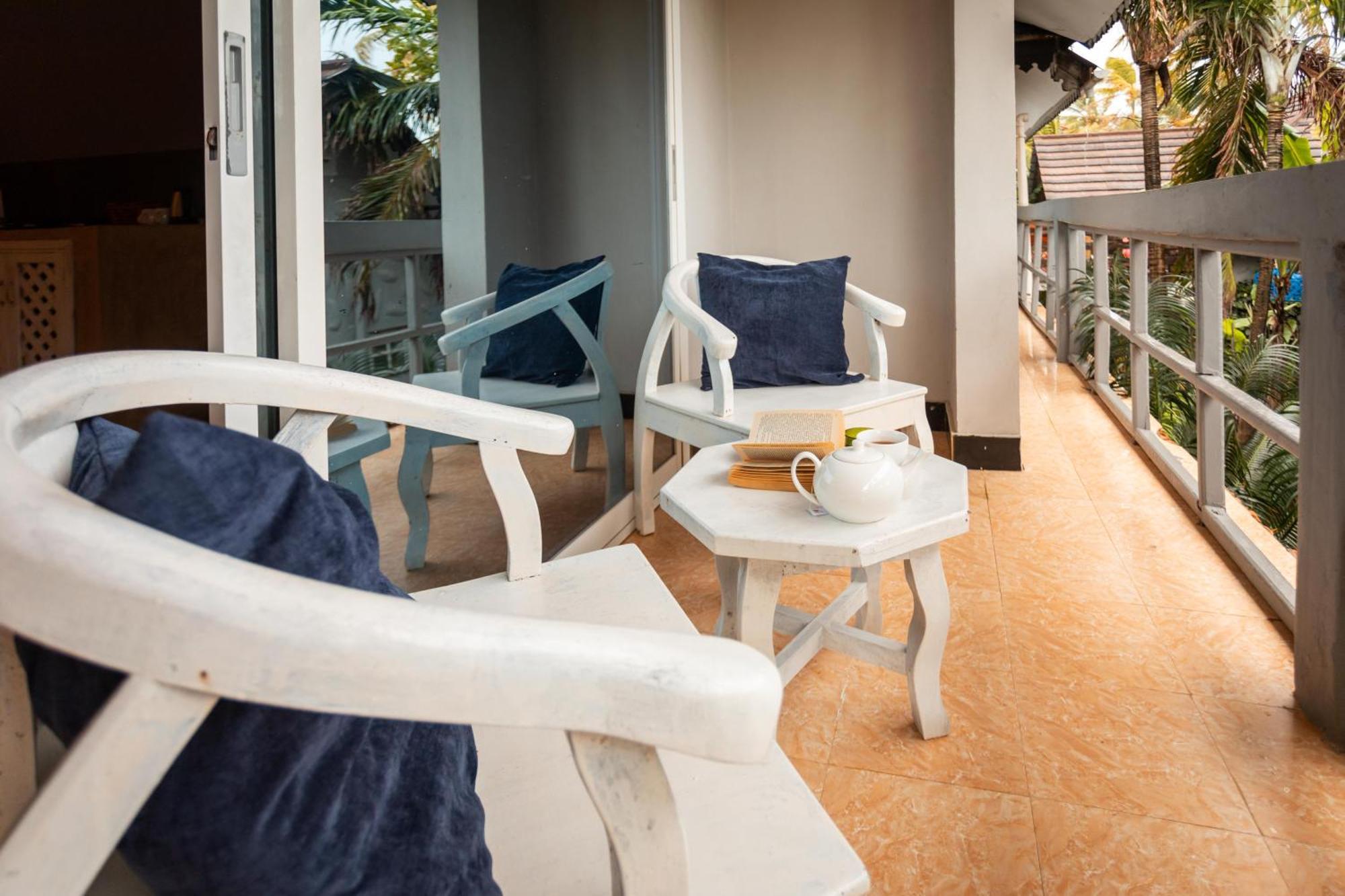 One-Bedroom Apartment Garden View