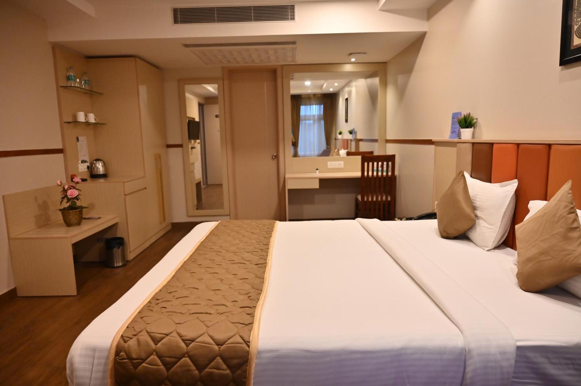 Large Double Room