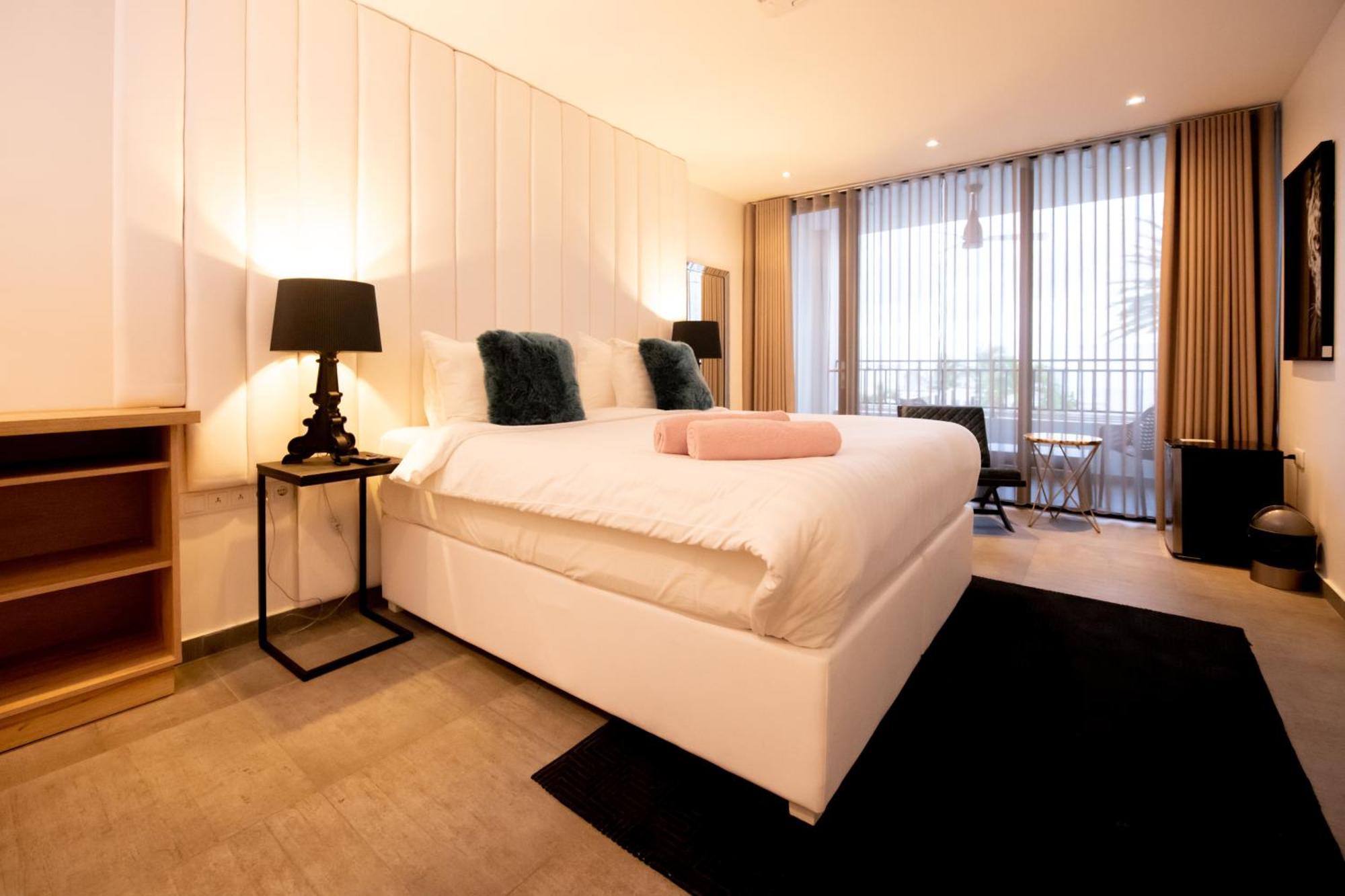Comfort King Room Balcony Ocean View