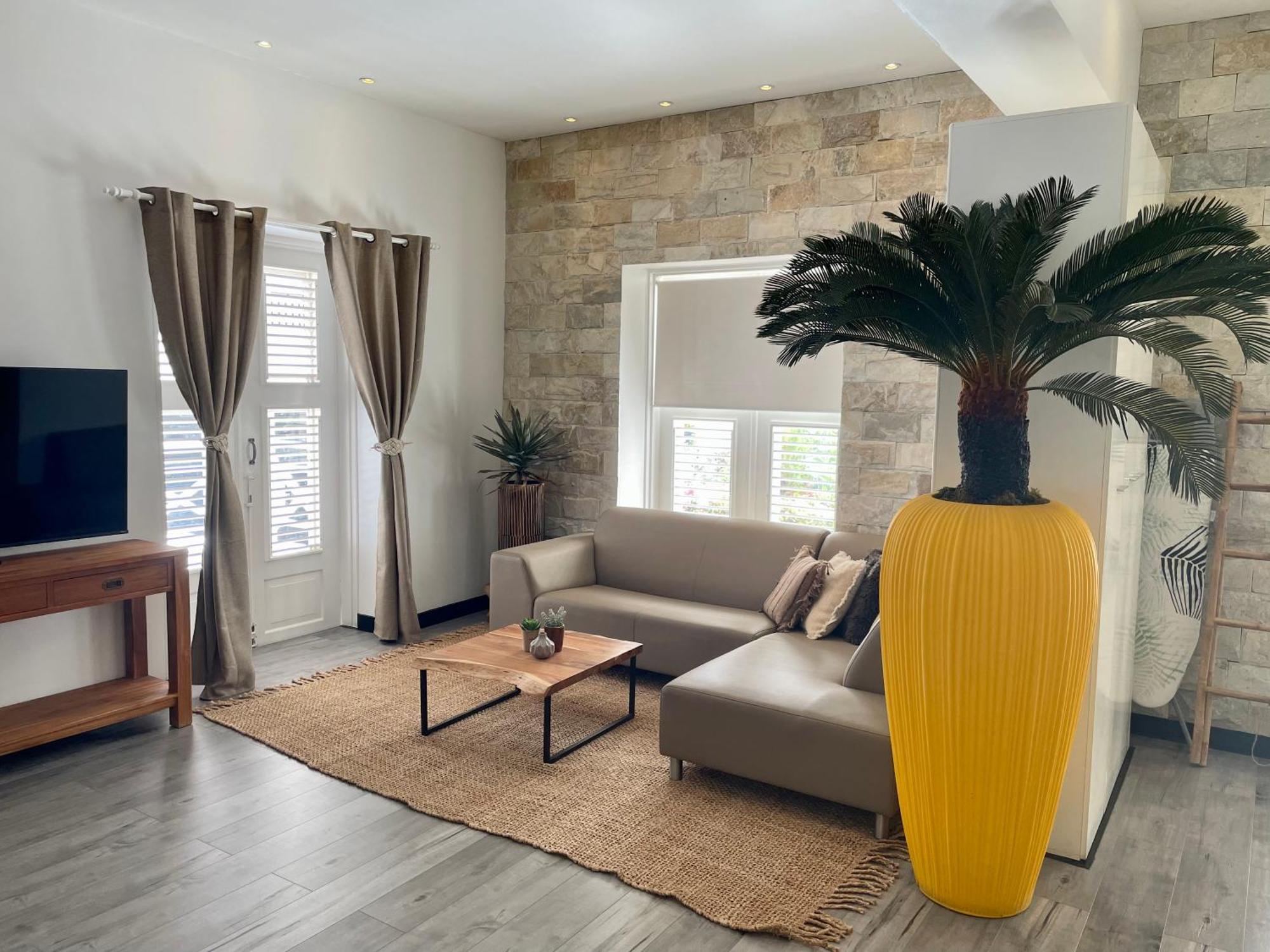 Superior King Room Balcony