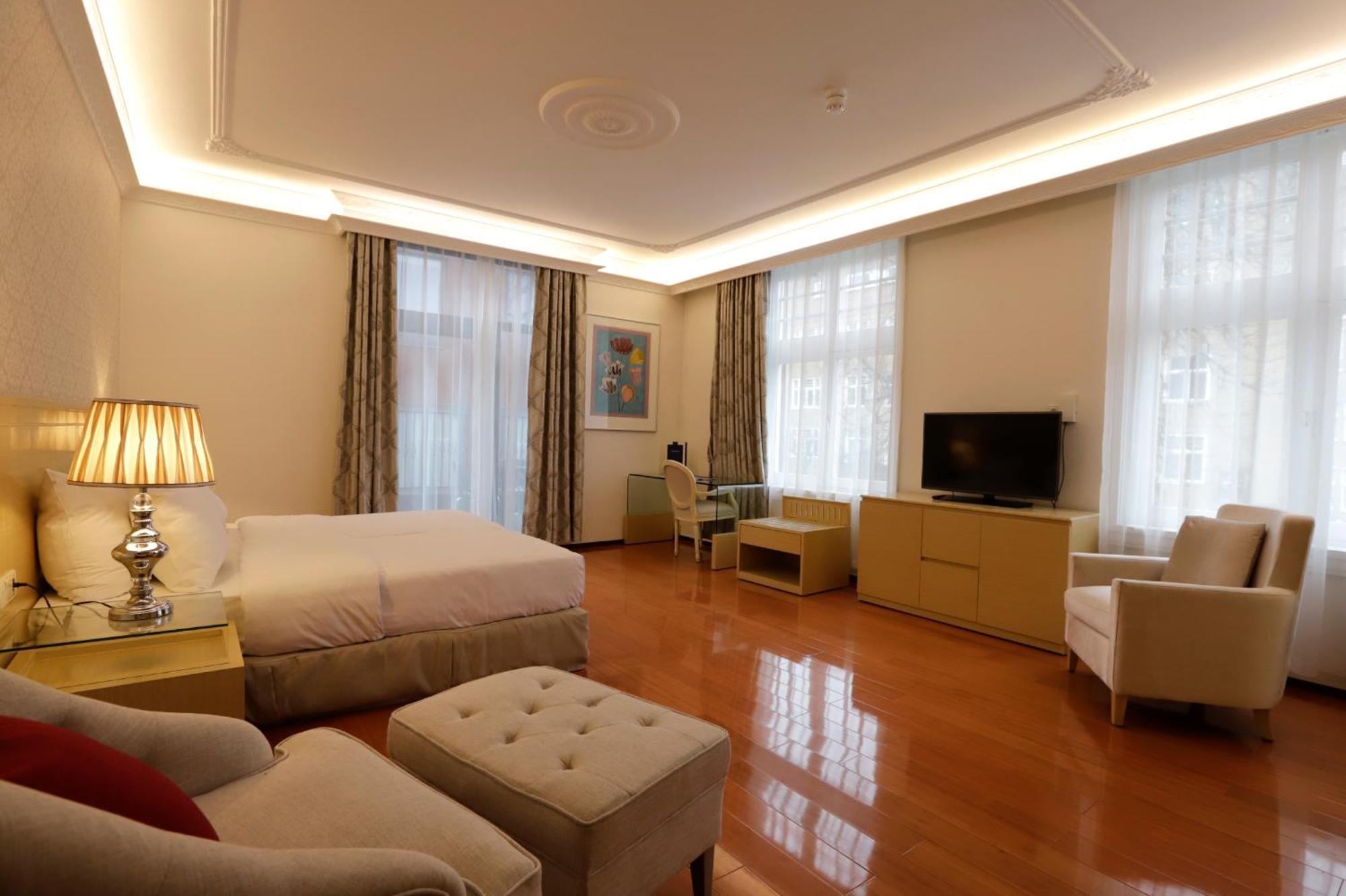 Deluxe Twin Room Balcony