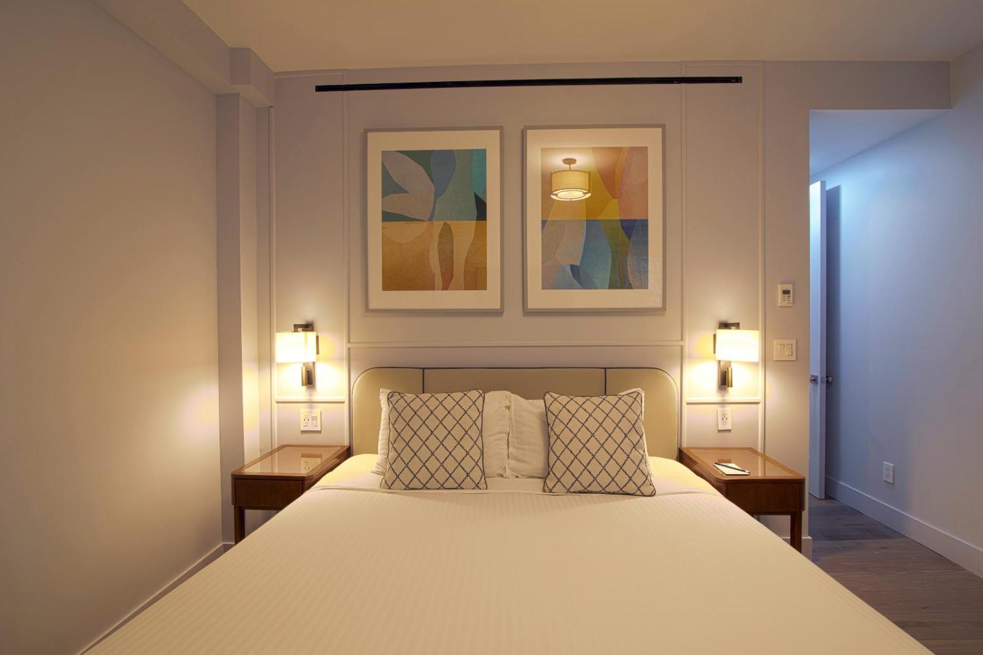 Presidential Suite 2 King Beds & 1 Sofa Bed