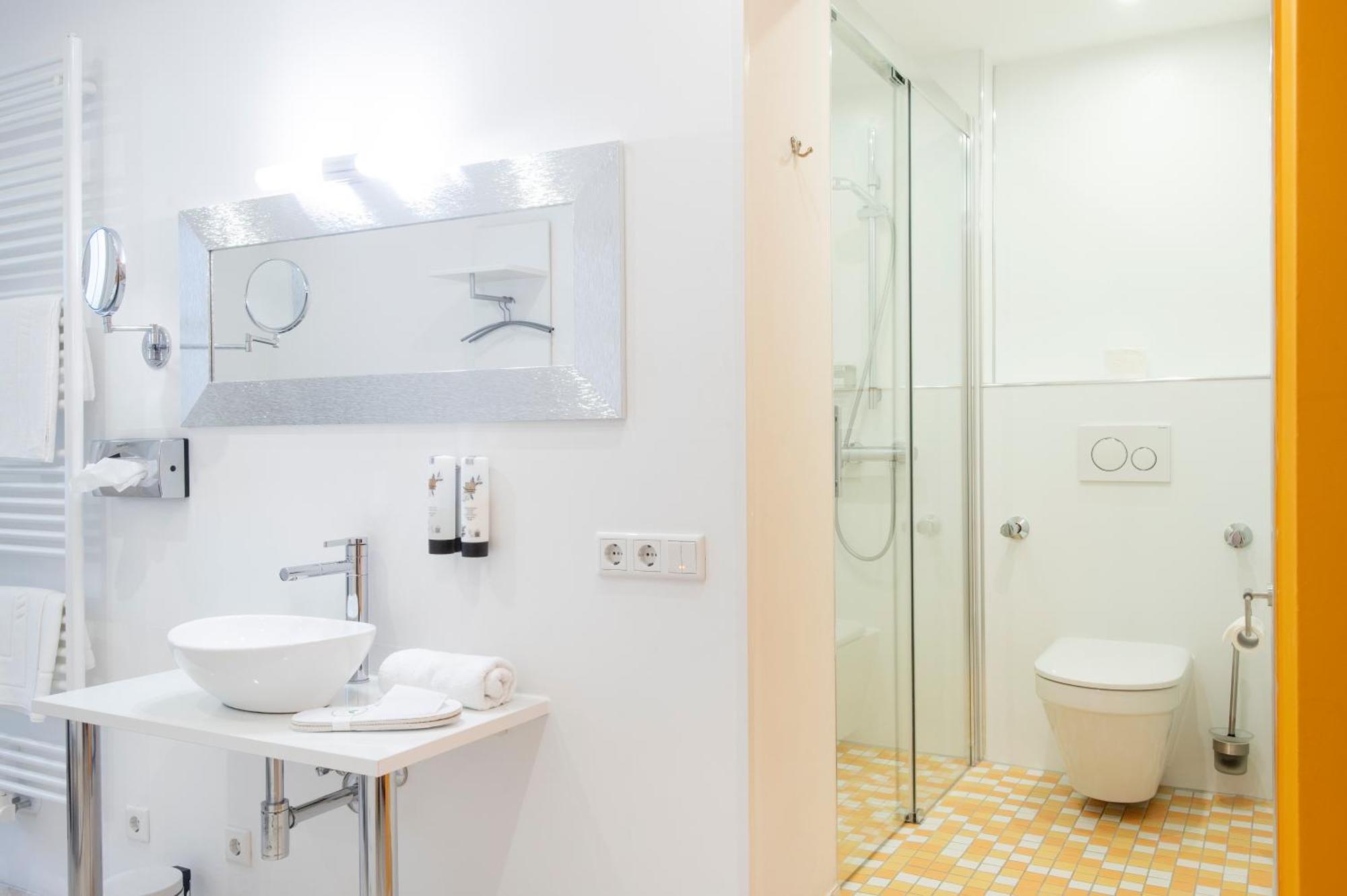 Comfort Single Room