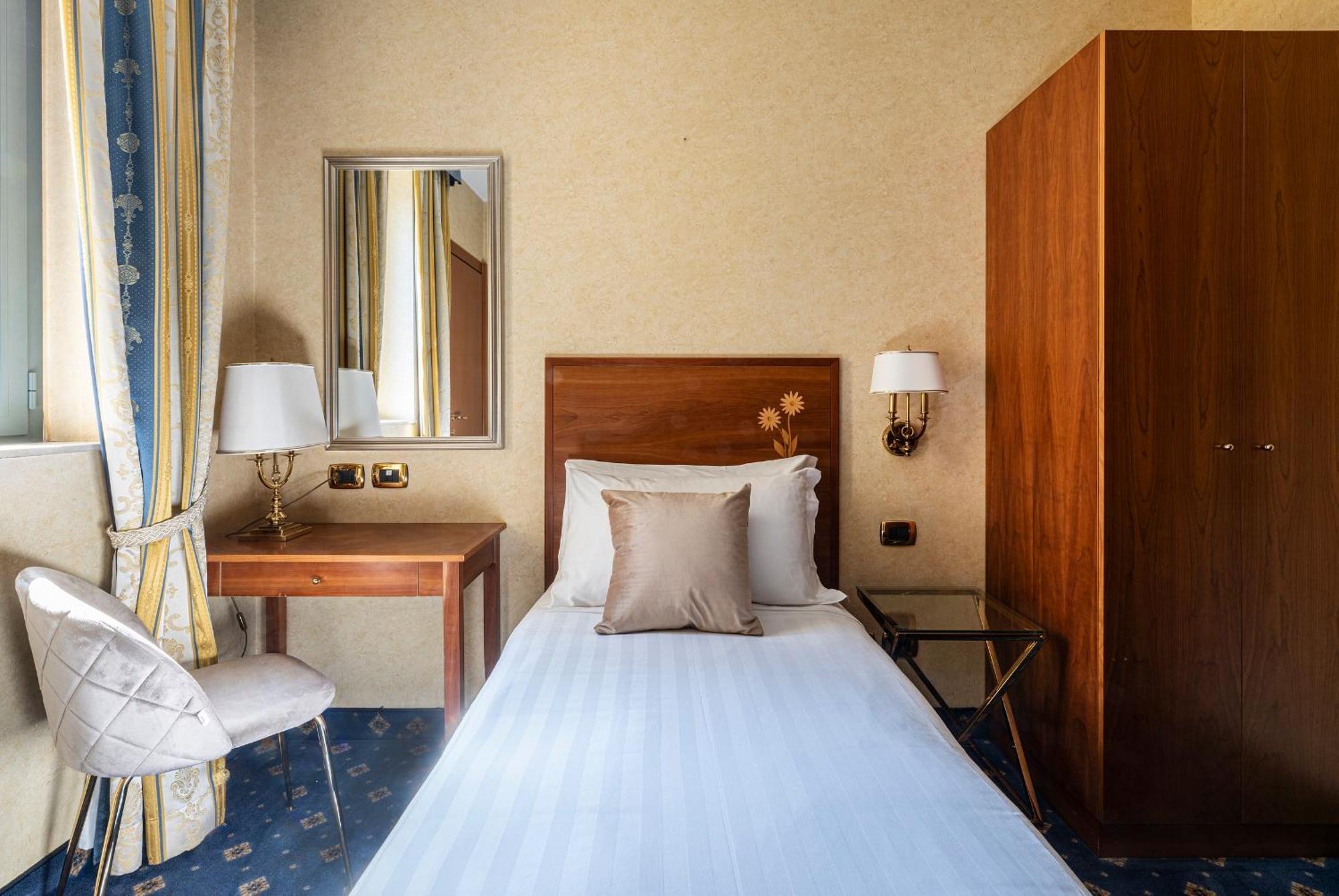 Small Single Room