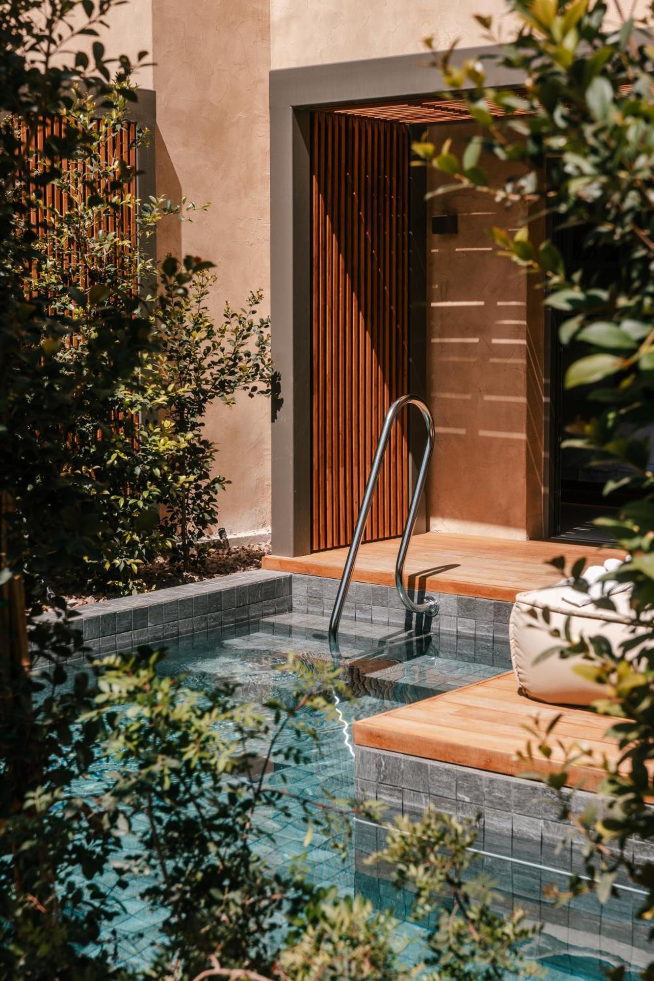 Moonflower Executive Suite Private Plunge Pool