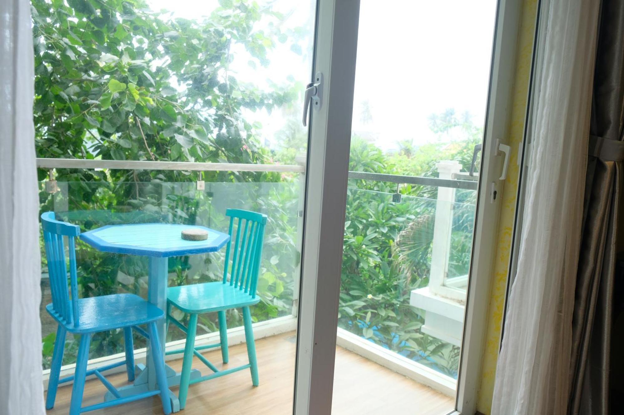 Double Room with Pool View,1605392657:JPEG