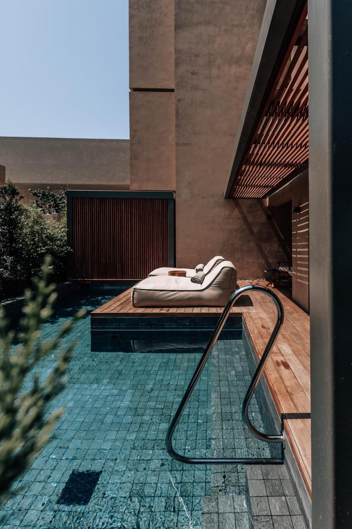 Moonflower Executive Suite Private Plunge Pool