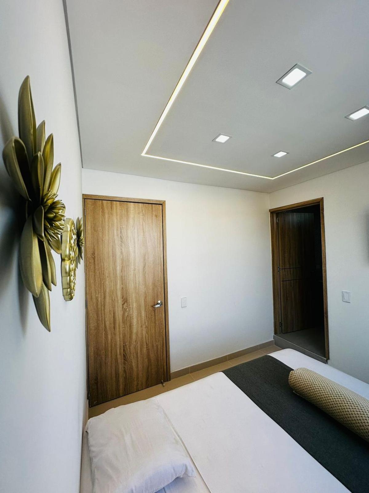 Double Room,1613653661:JPEG