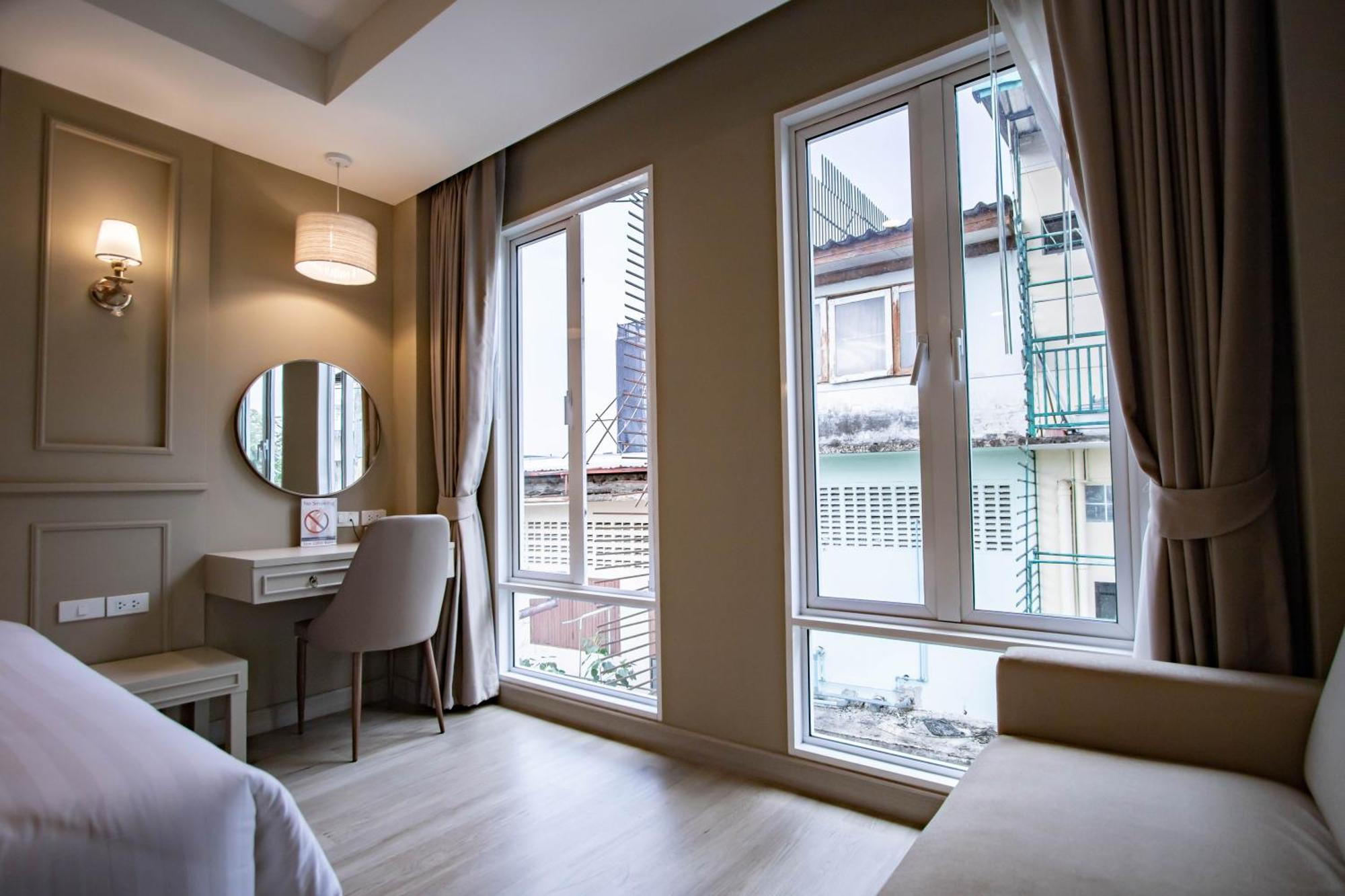 Premier Triple Room