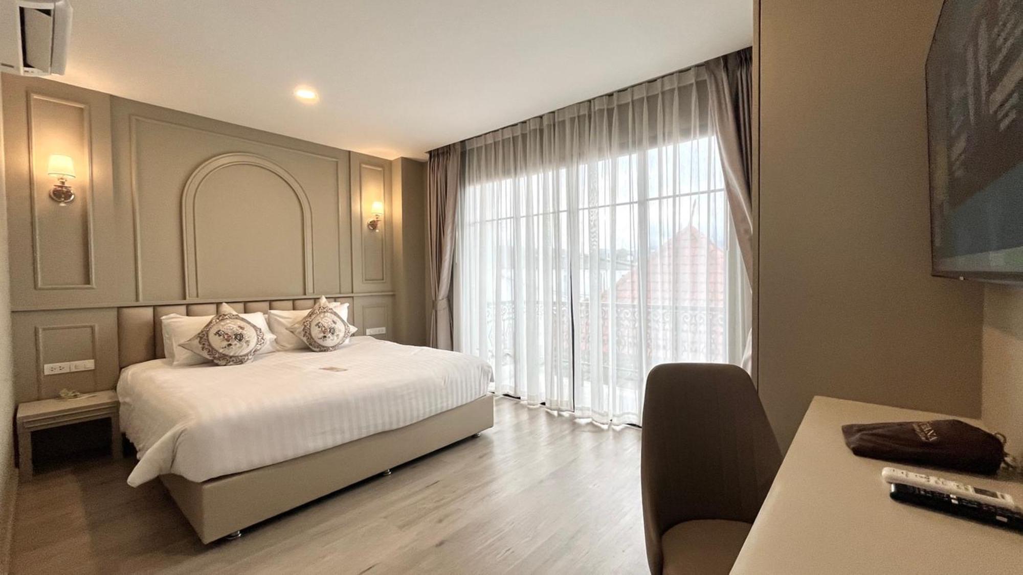 Premier Family Room
