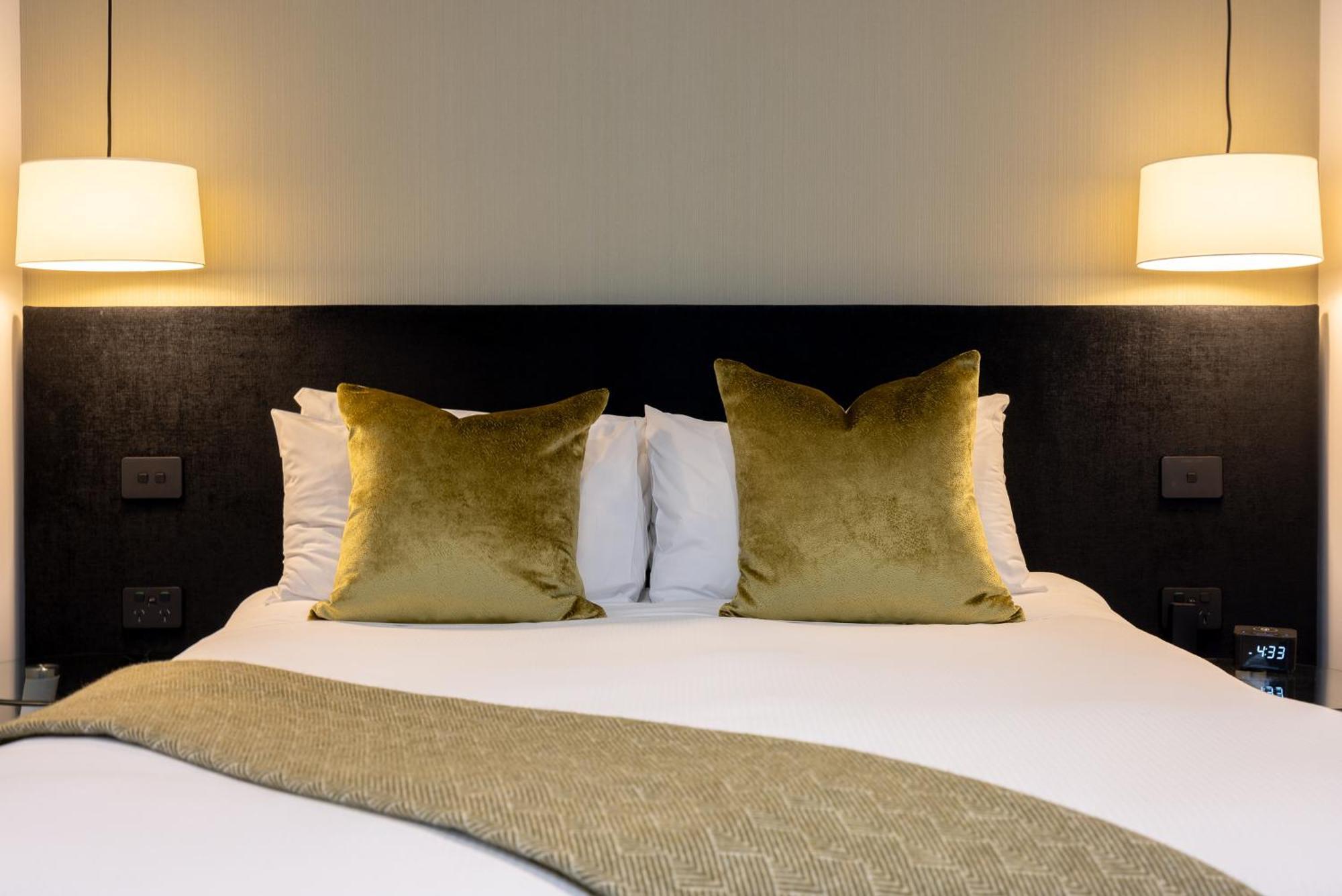 Boutique One-Bedroom Suite