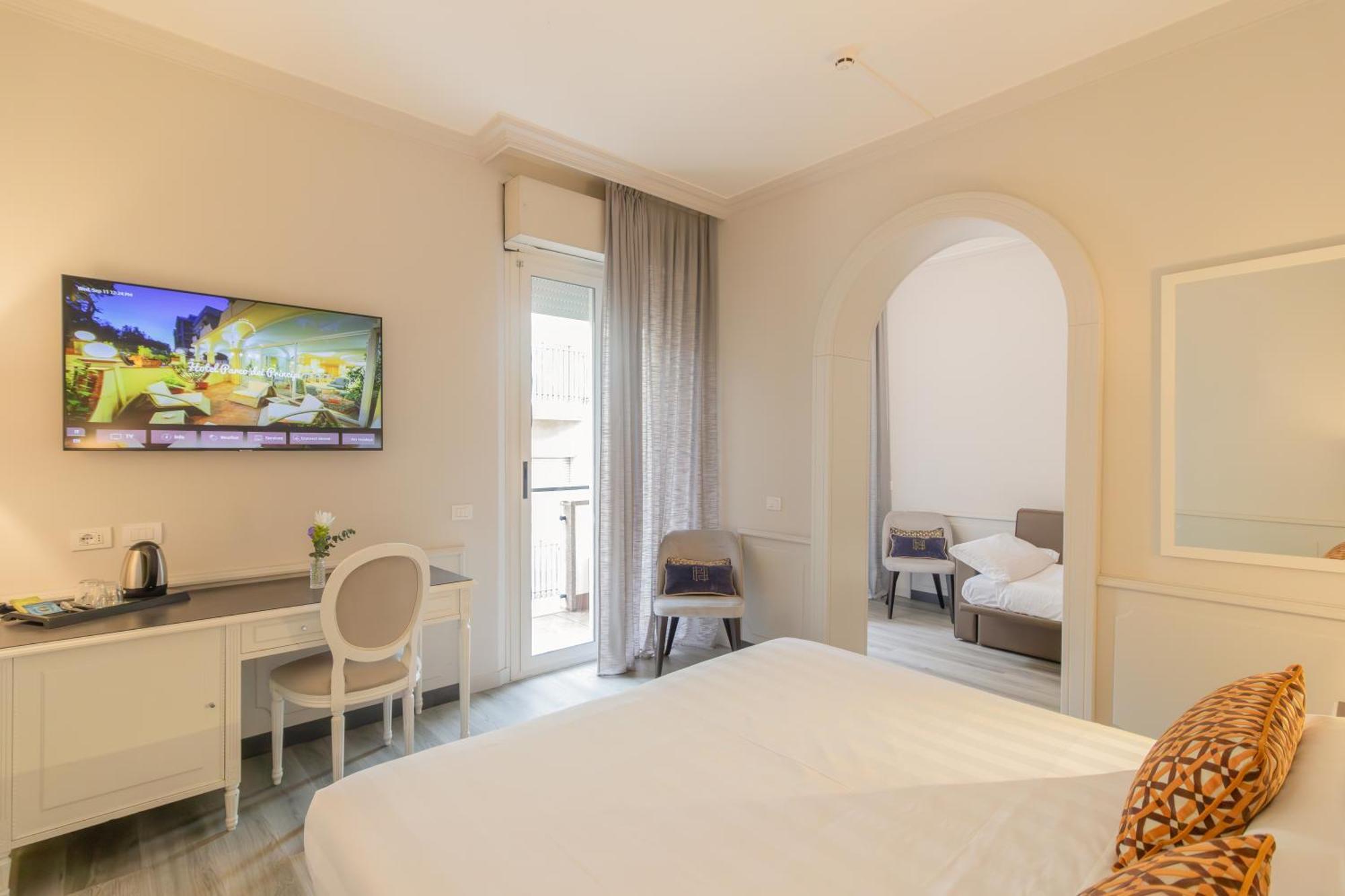 Junior Suite Side Sea View