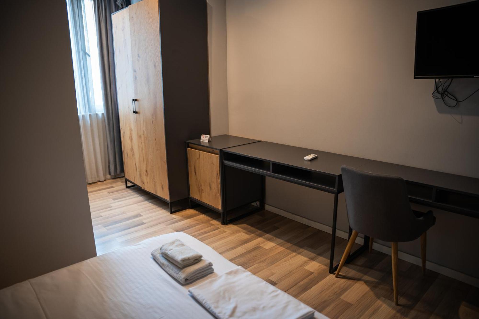 Standard Double Room with Modern Accommodation