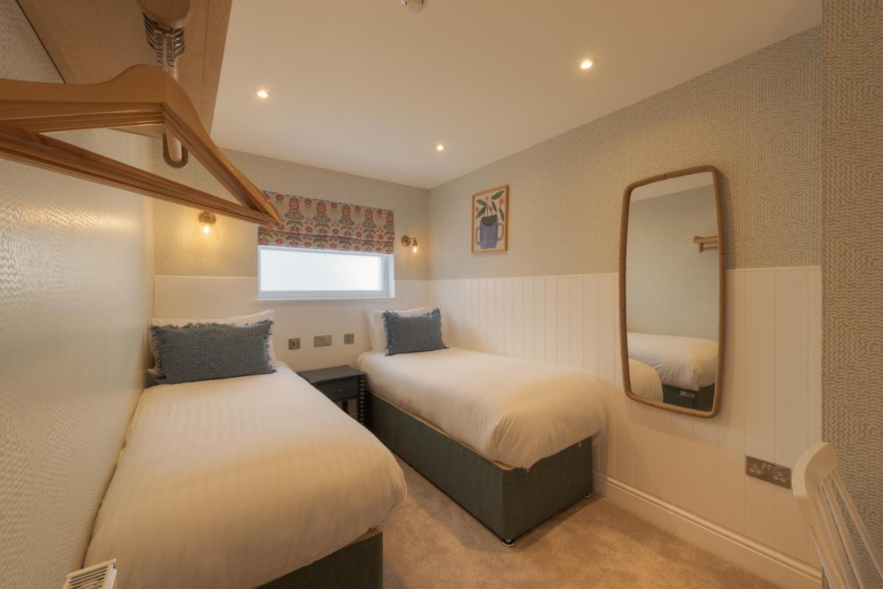 Family Suite,1620212746:JPEG
