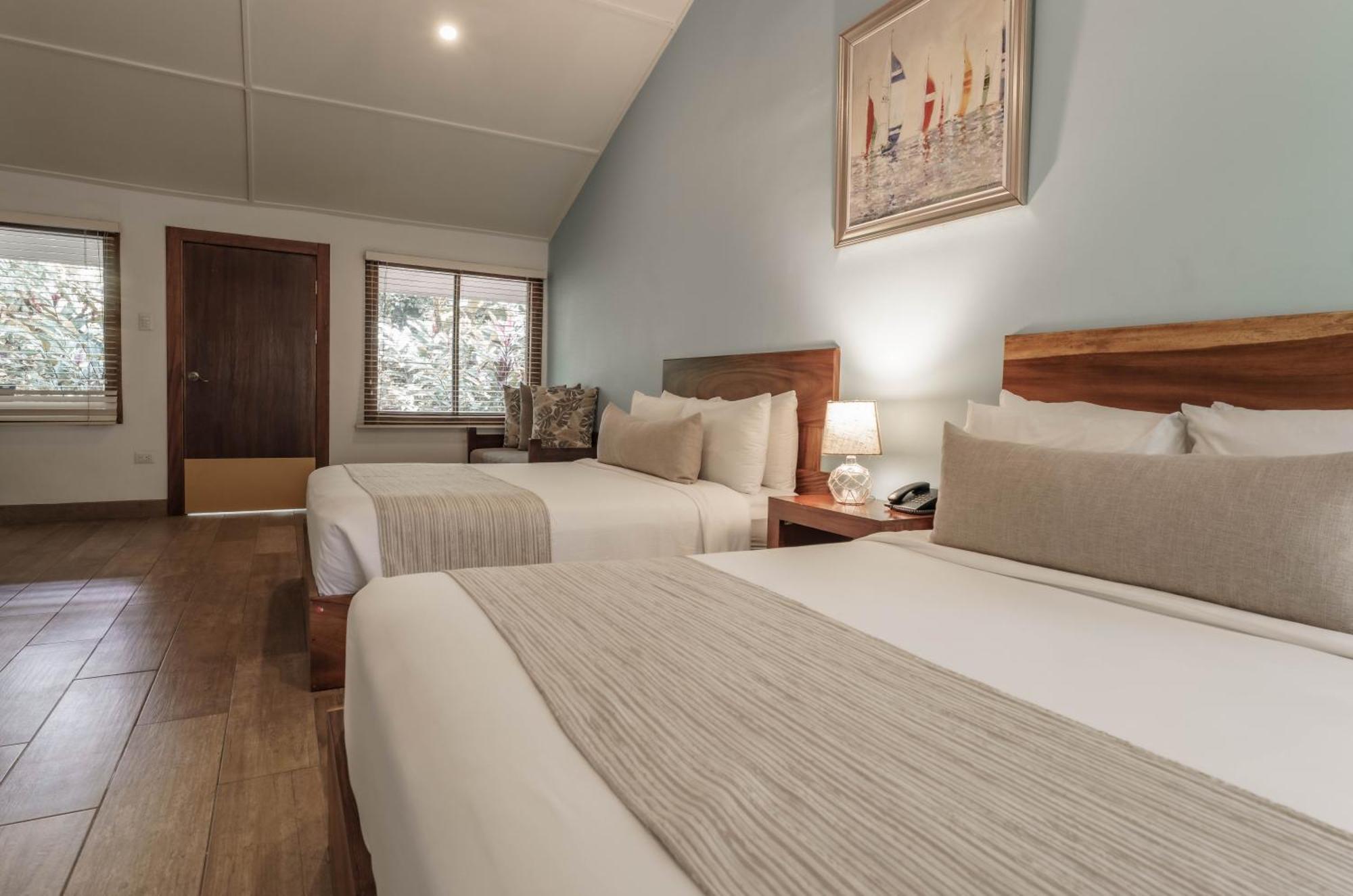Habitación Estándar con 2 camas grandes