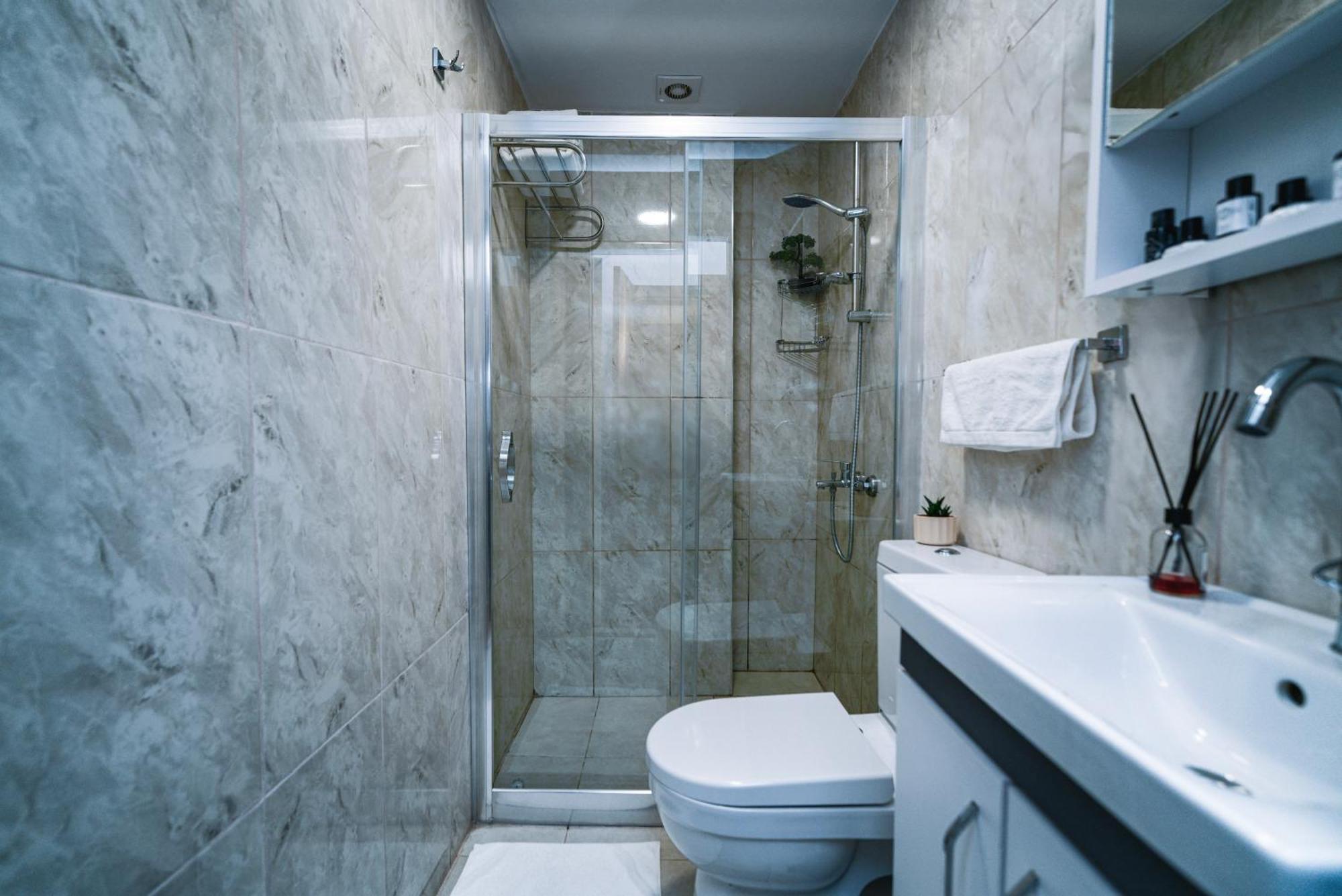 Standard Triple Room,1625799079:JPEG