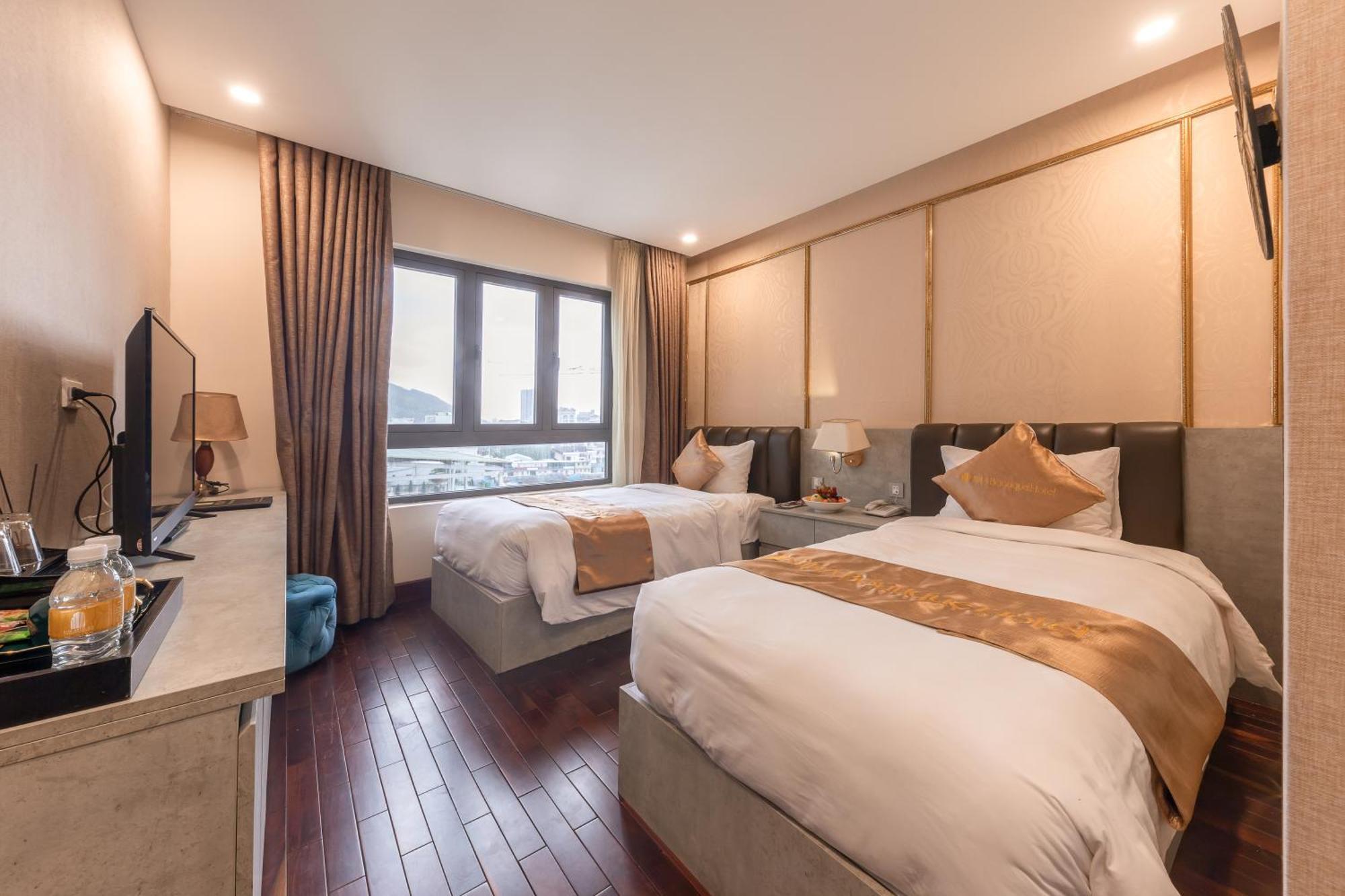 Phòng 2 Giường Đơn Nhìn Ra Khu Vườn