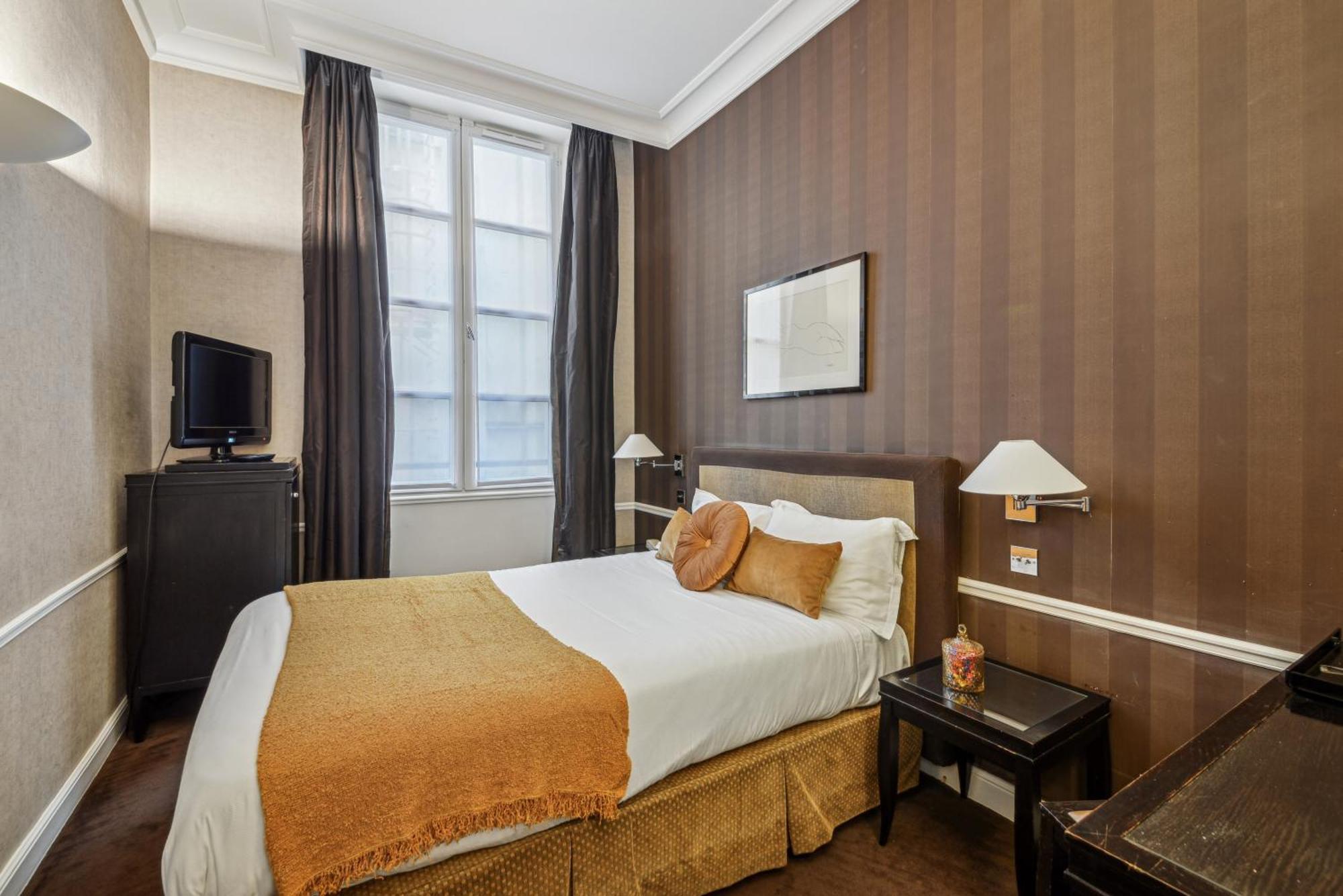 Classic Double Room