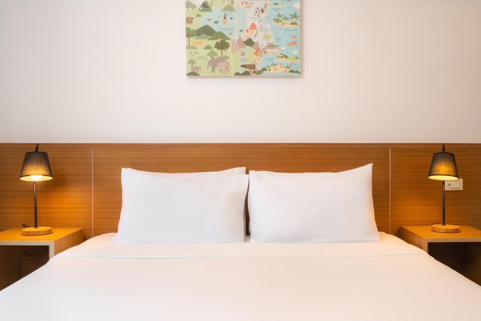 Deluxe Double or Twin Room with Balcony