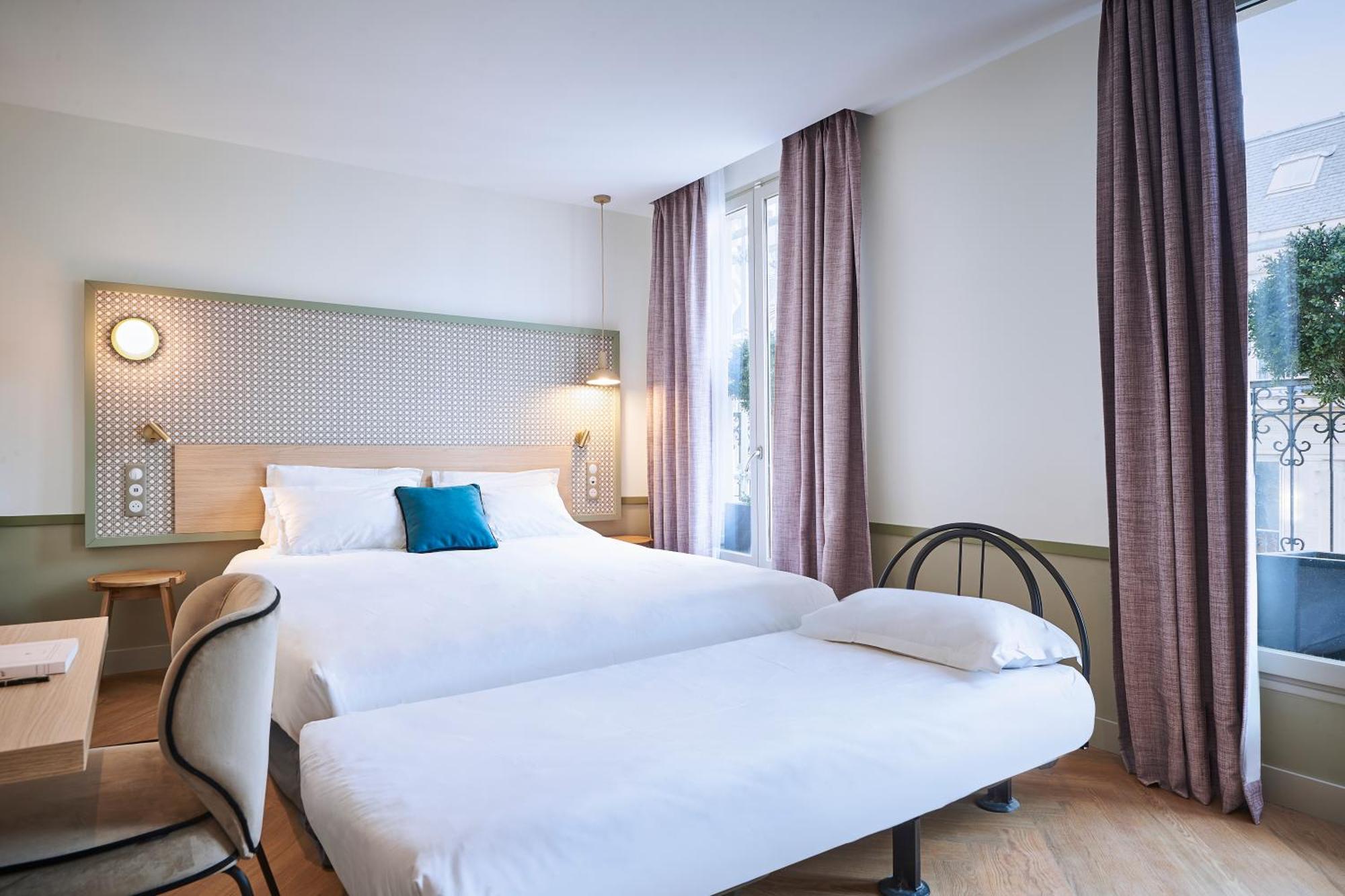 Triple Room with Balcony