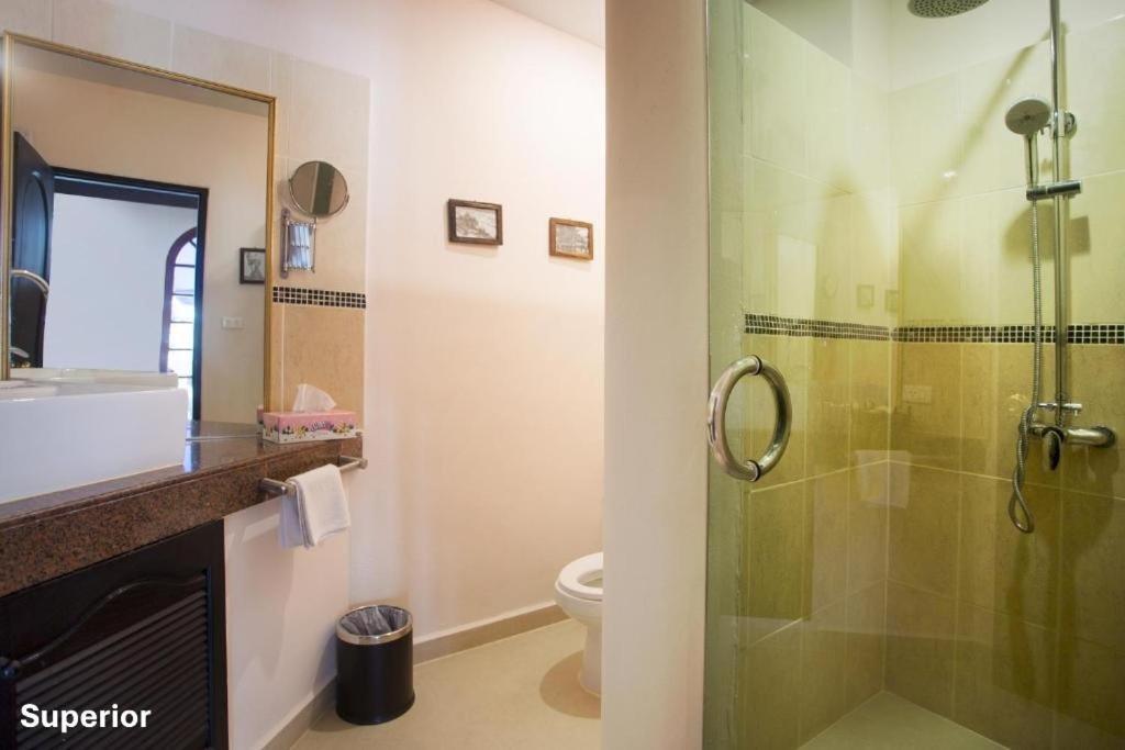 Superior King Room