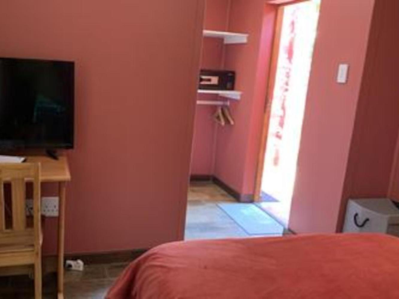 Basic Double Room