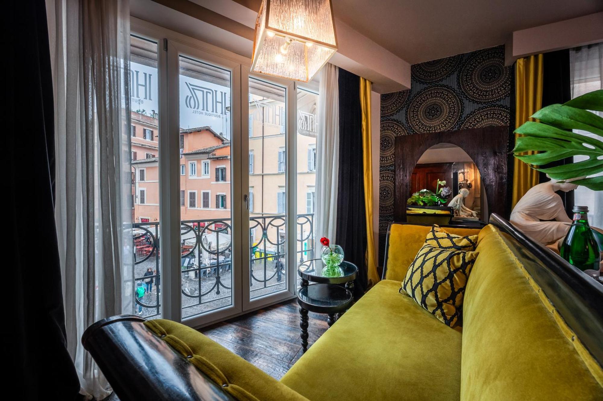 Suite City View