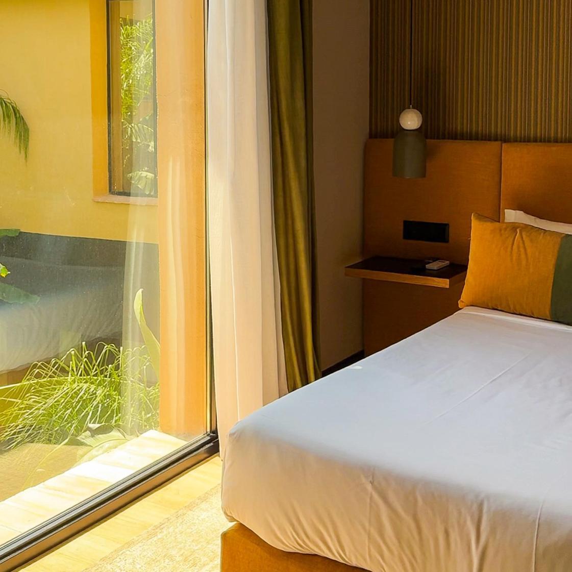 Deluxe Double Room Garden View