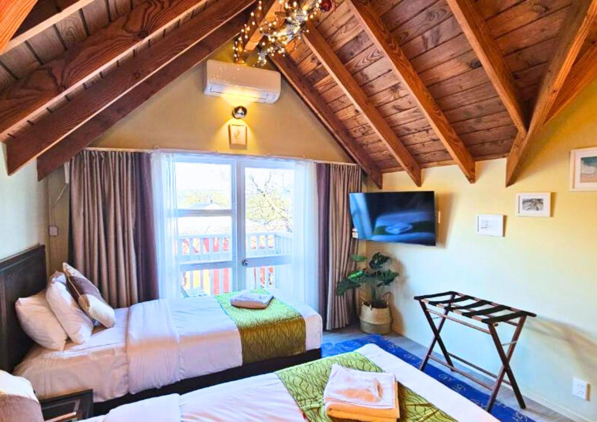 Twin Room with Balcony