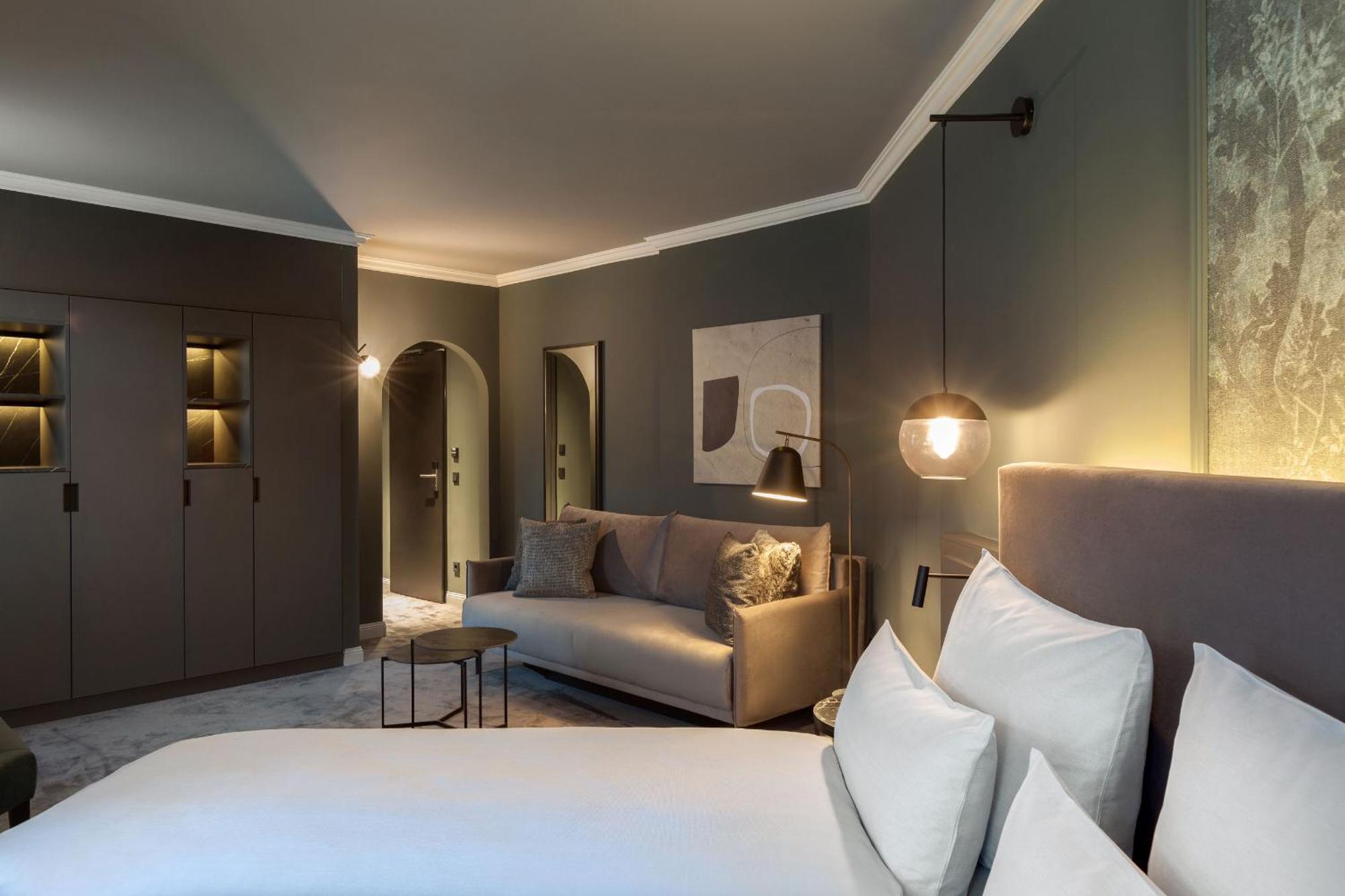 Junior Suite,1039917997:JPEG