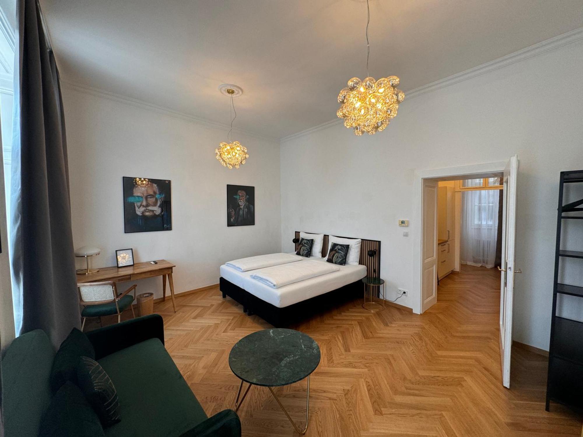 Classic Apartment