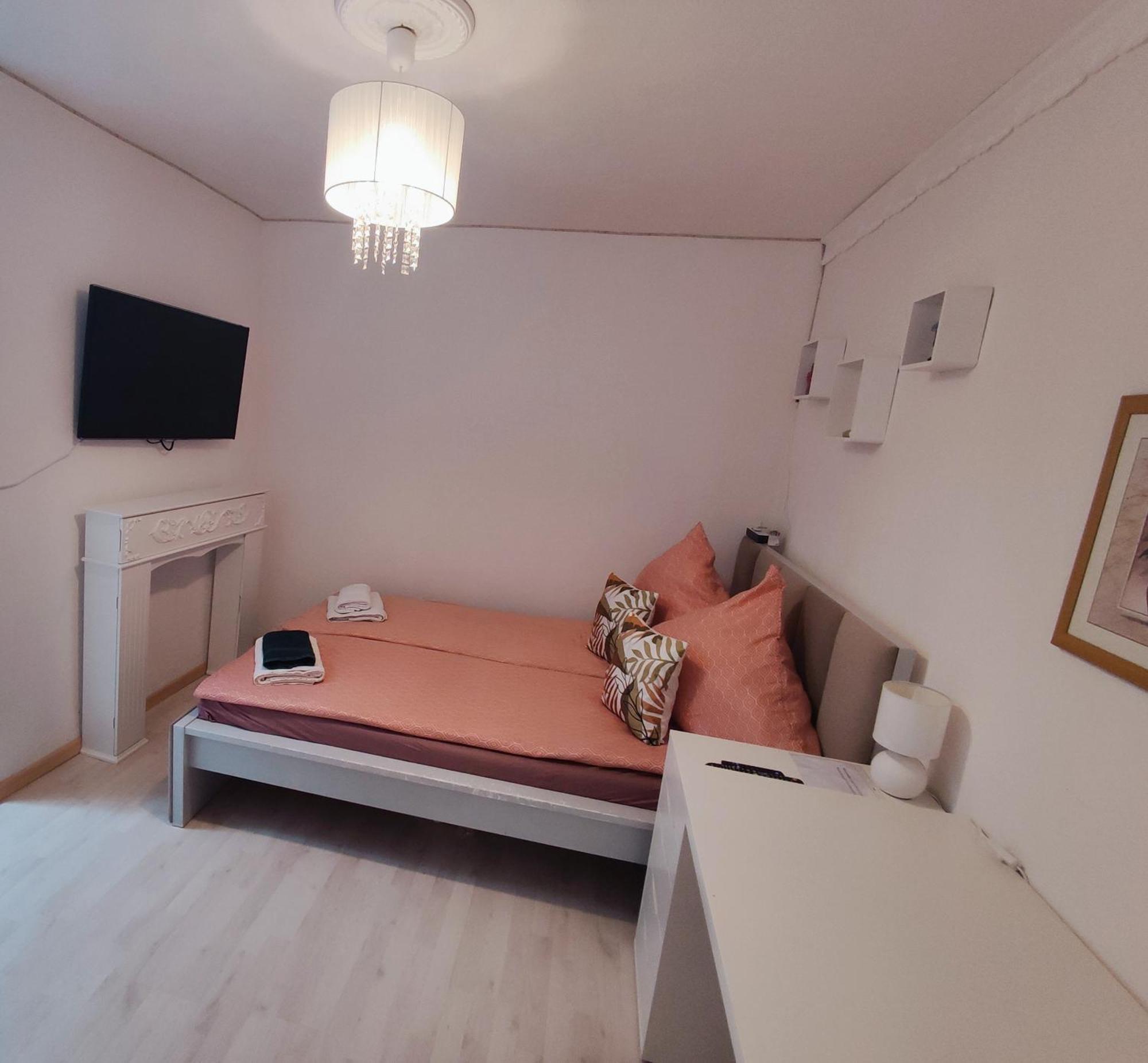 Double Room Private Bathroom