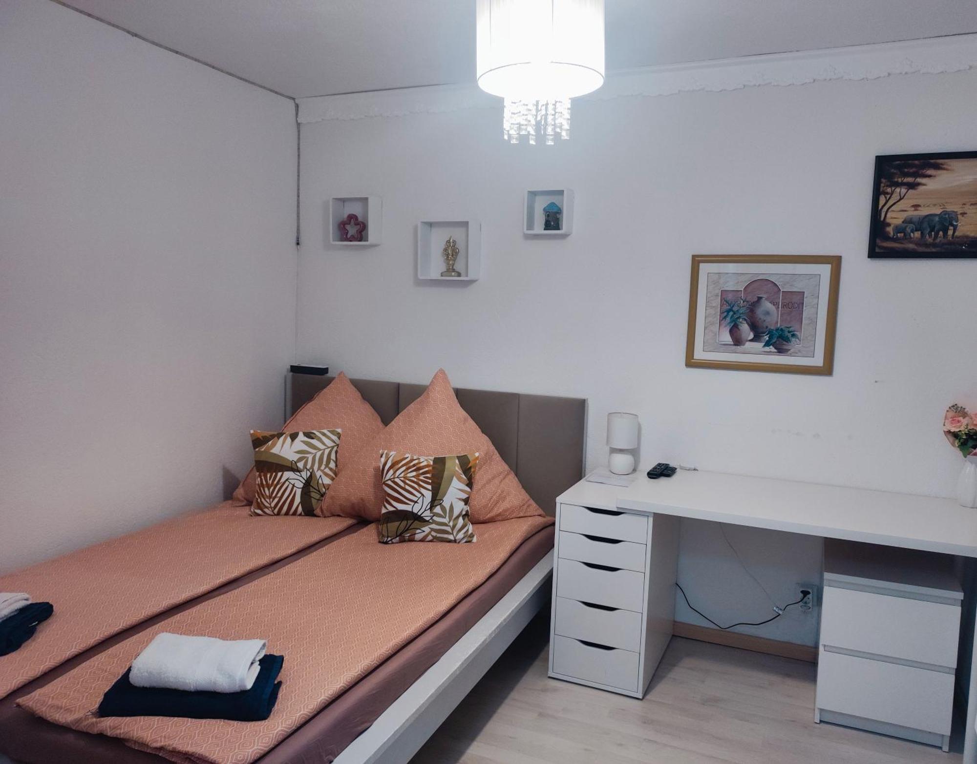 Double Room Private Bathroom