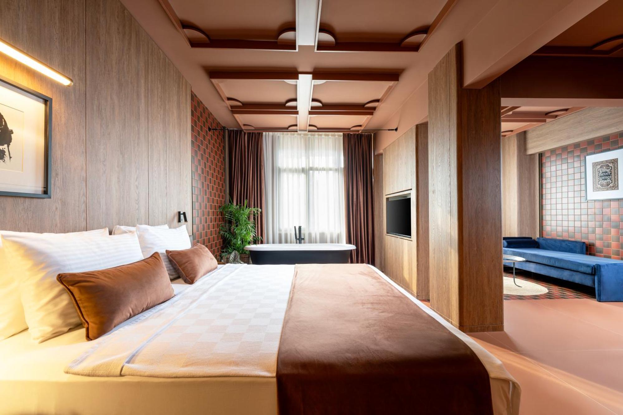 Superior Suite