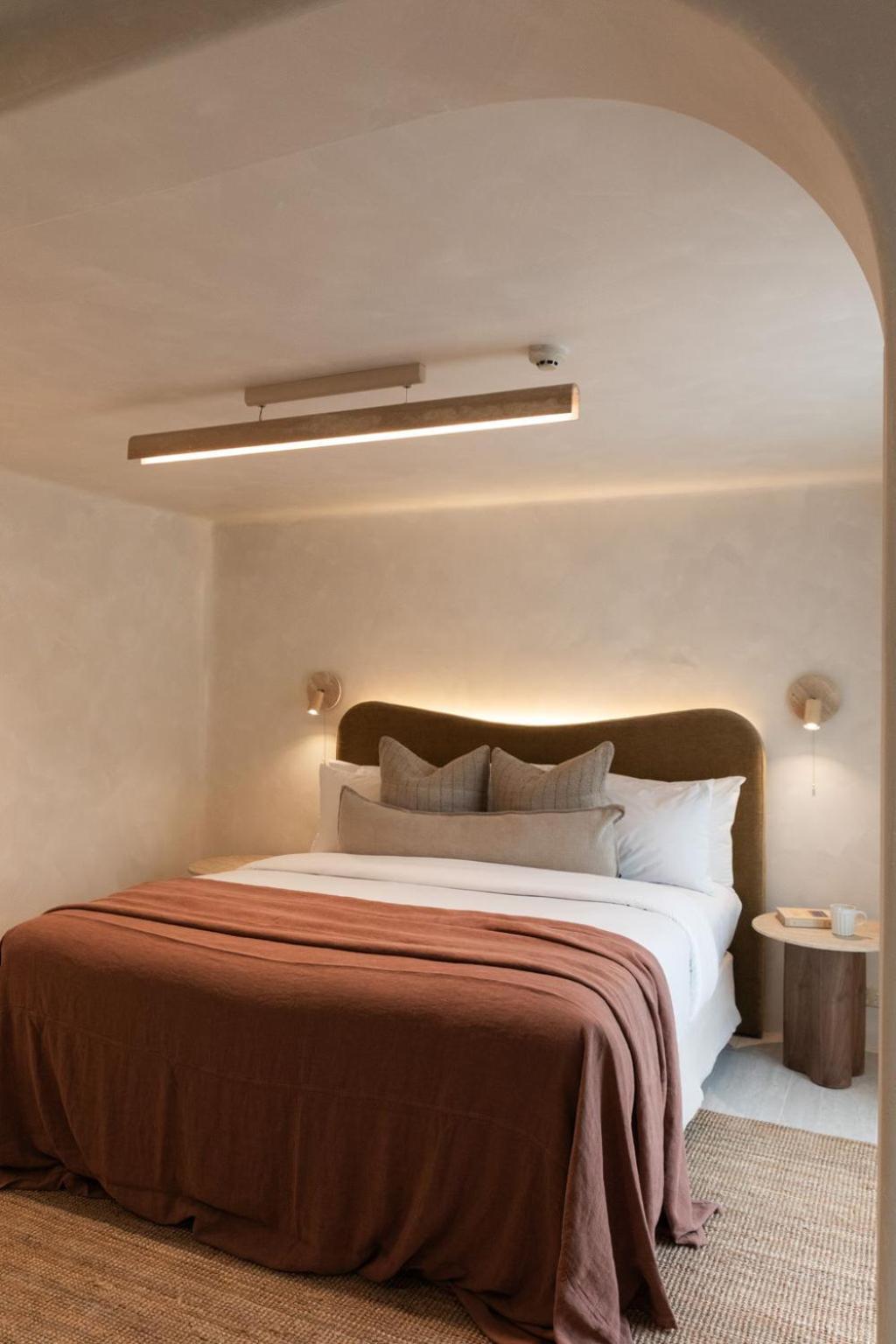 Premium King Room,1698204024:JPEG