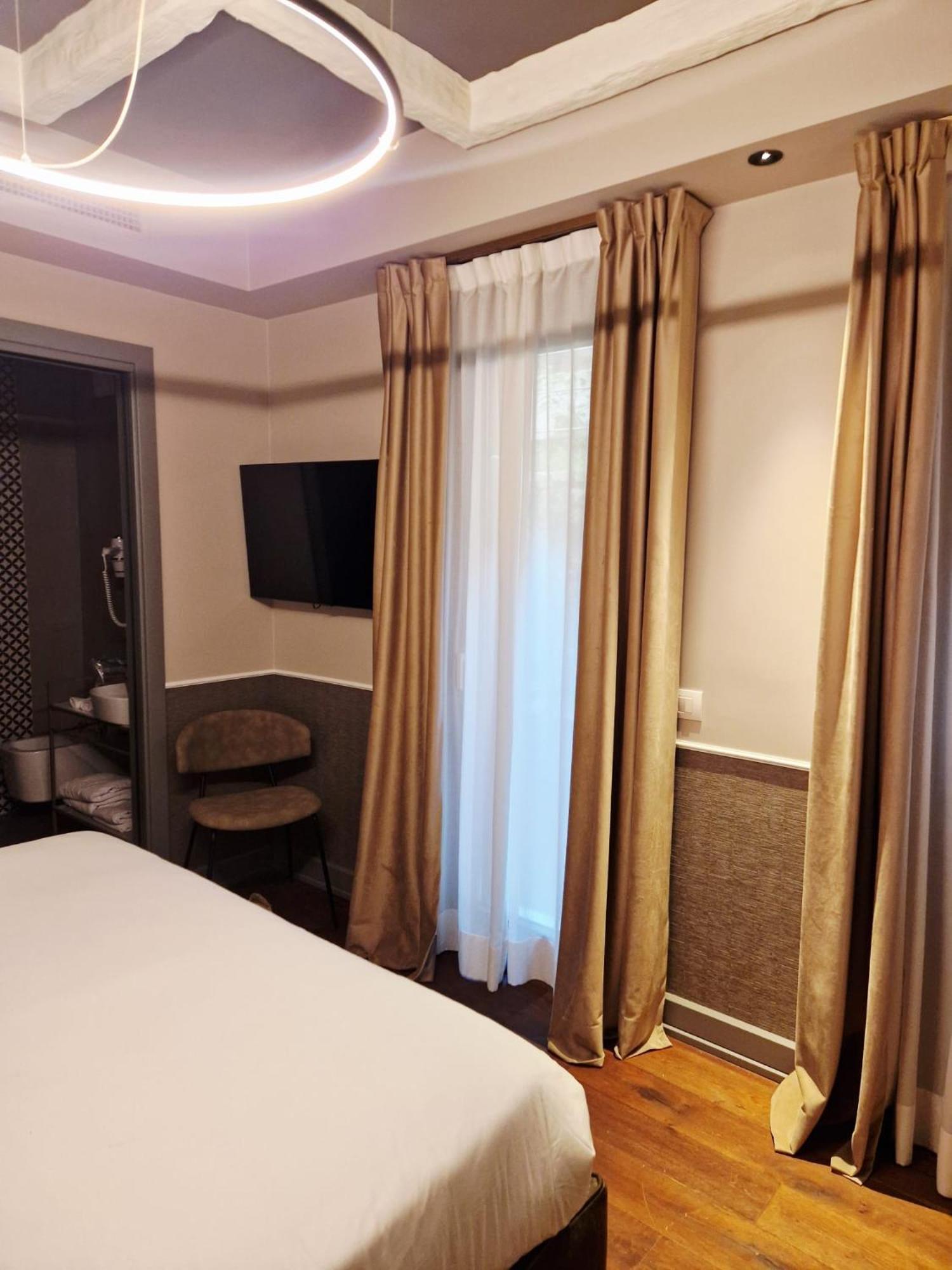 Classic Double Room Annex San Cosimato