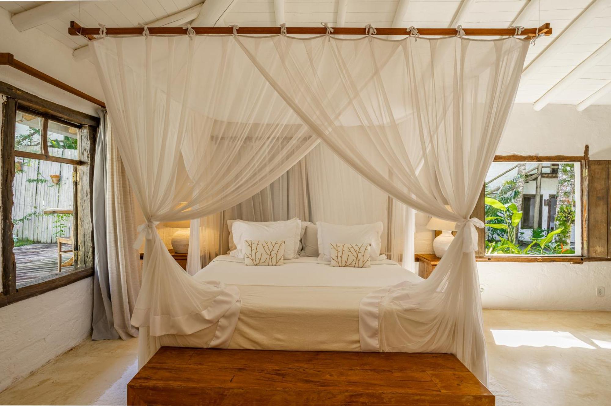 Deluxe Suite with Spa Bath