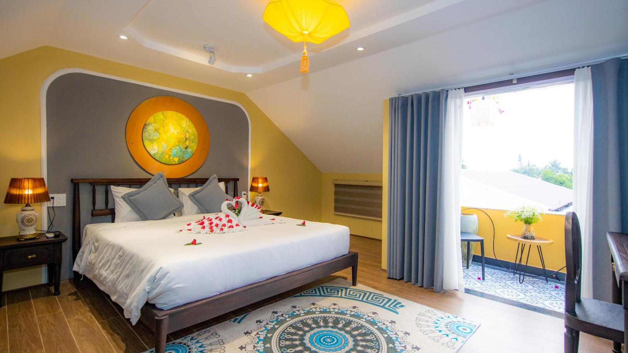 Deluxe Double Room Bath