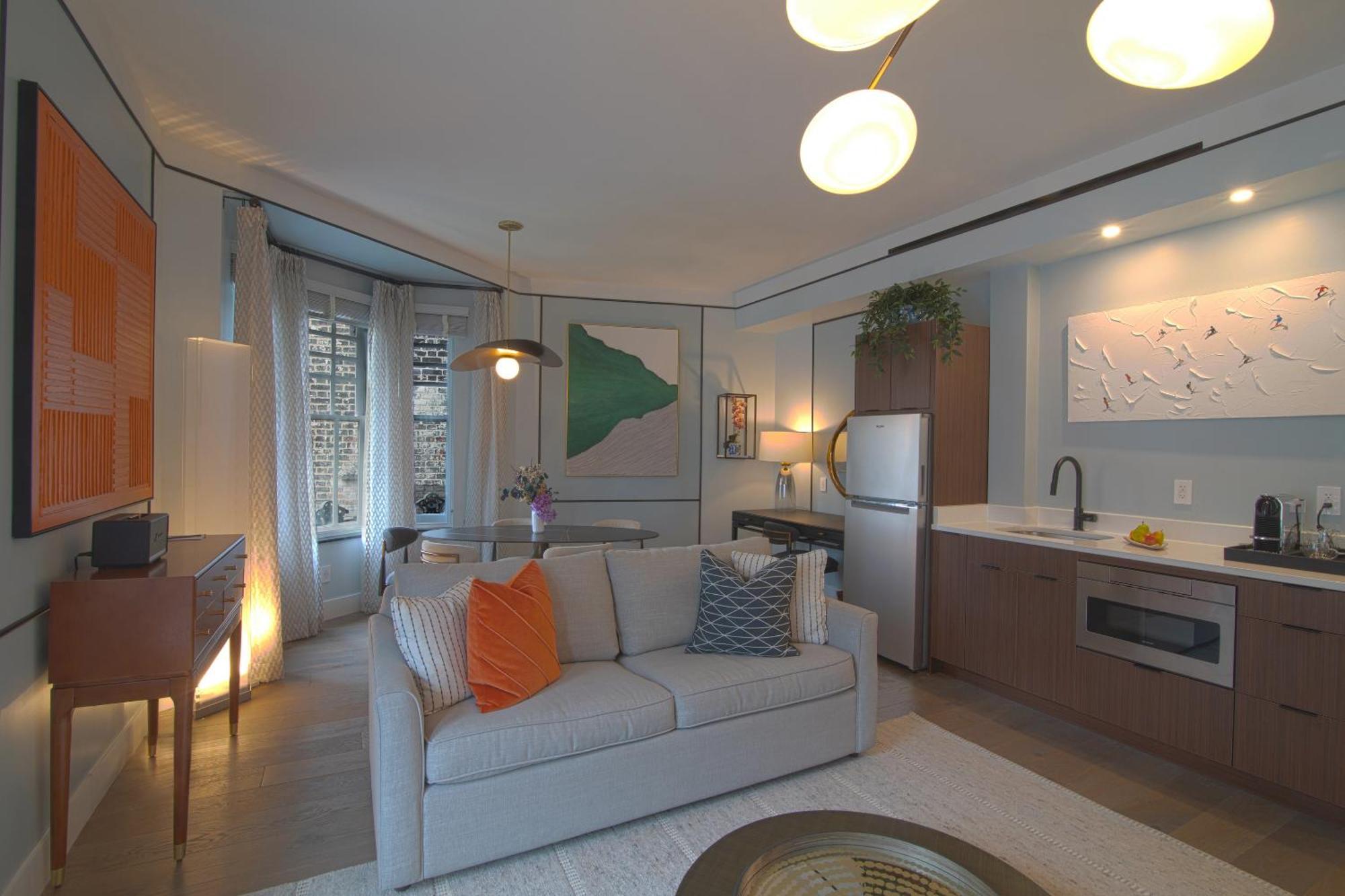 Presidential Suite 2 King Beds & 1 Sofa Bed