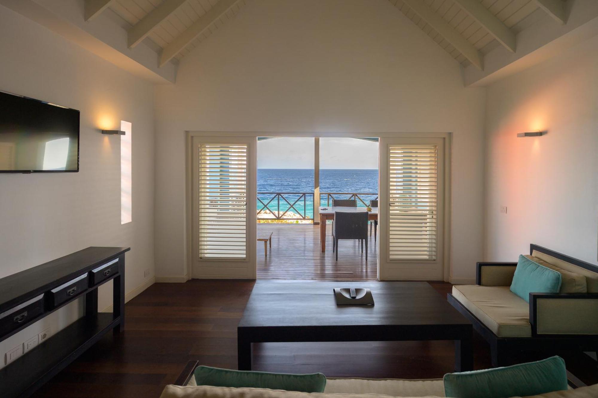 Two-Bedroom Apartment Ocean View