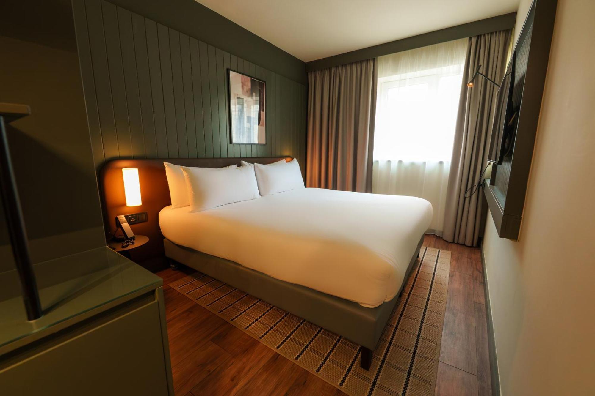 Standard Double Room,1722900878:JPEG