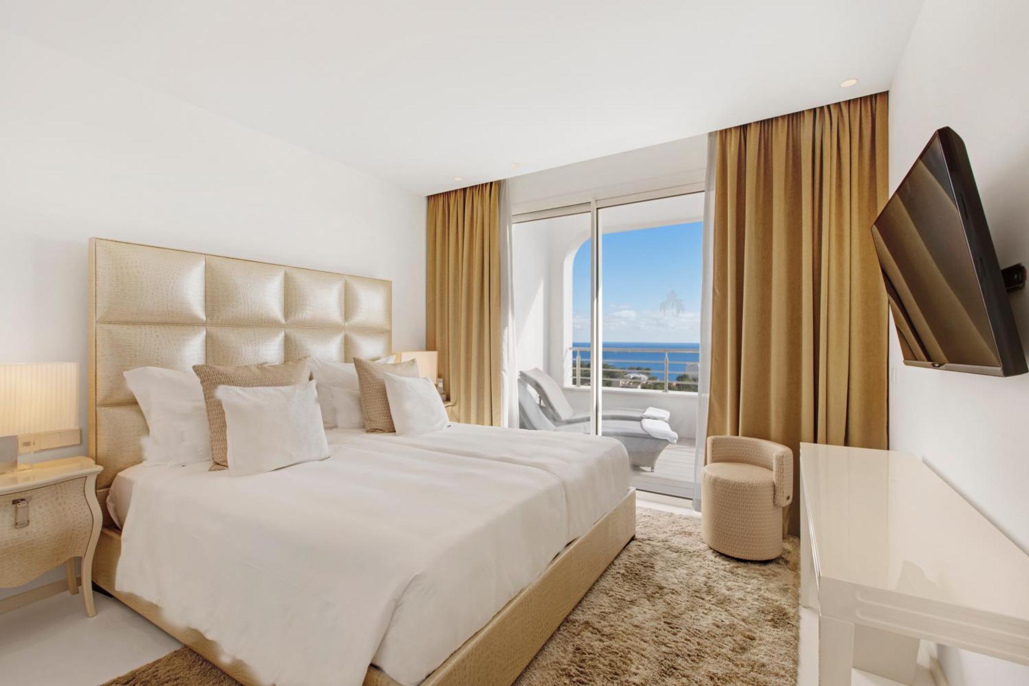 Fendi-Furnished Penthouse Sea View