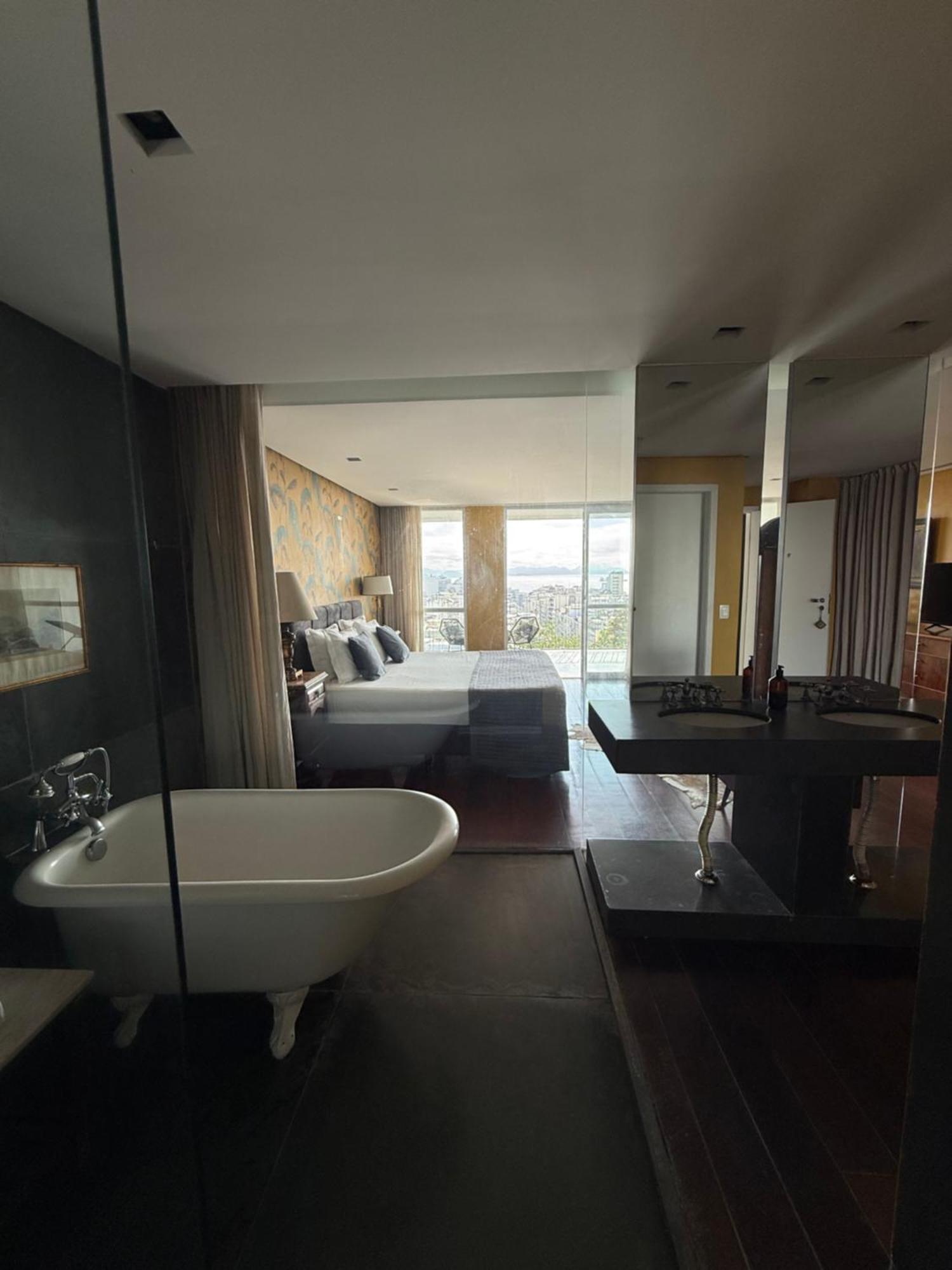 Deluxe Suite Sea View