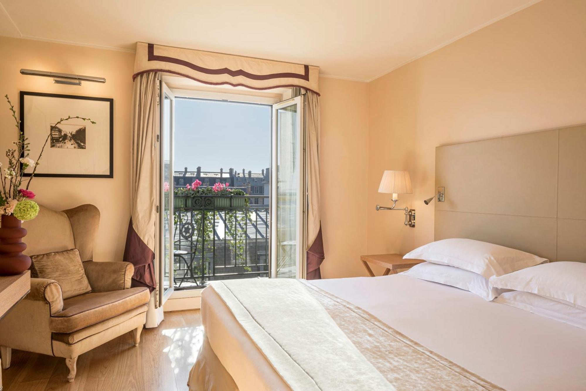 Deluxe Double Room with Balcony