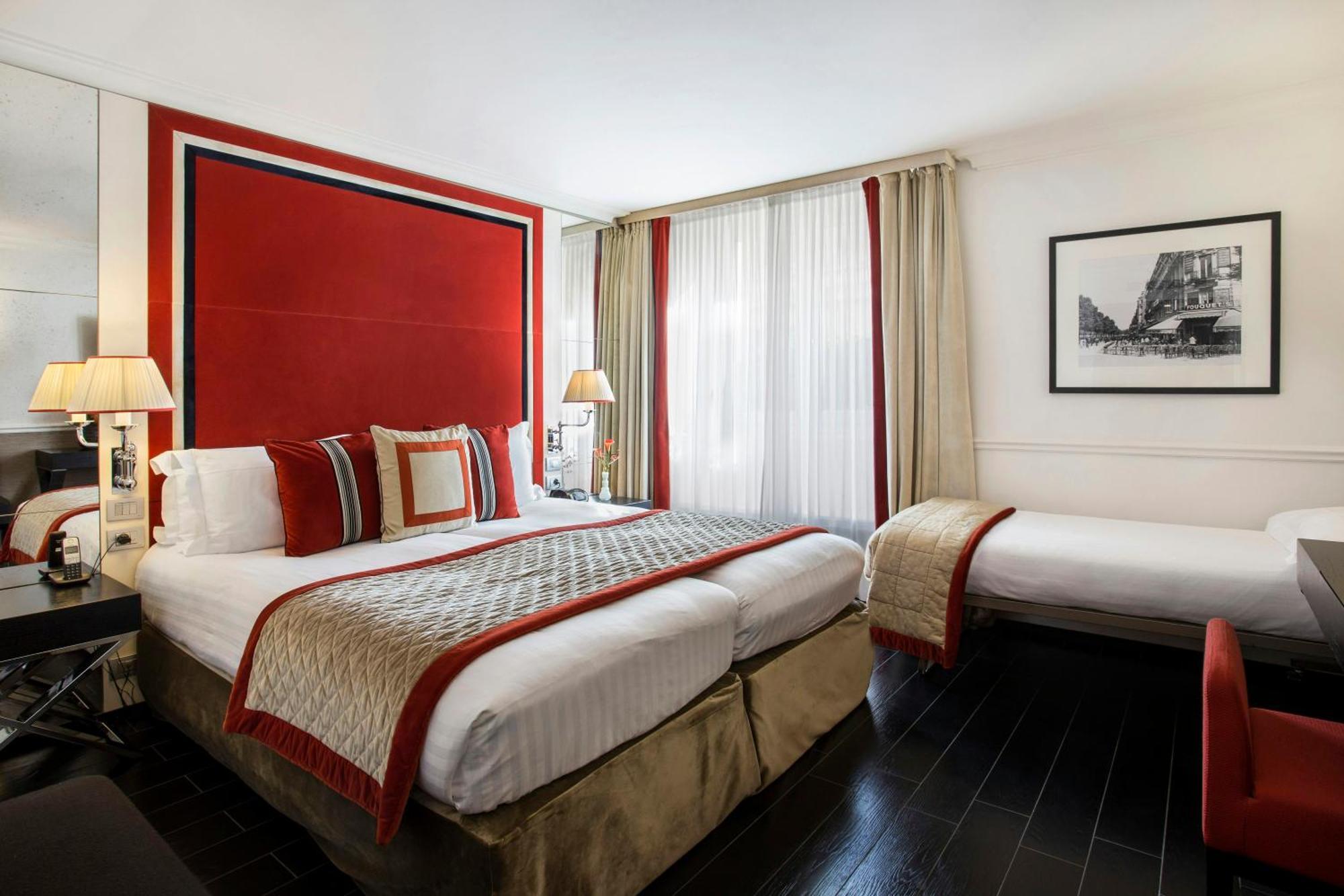 Grand Deluxe Room