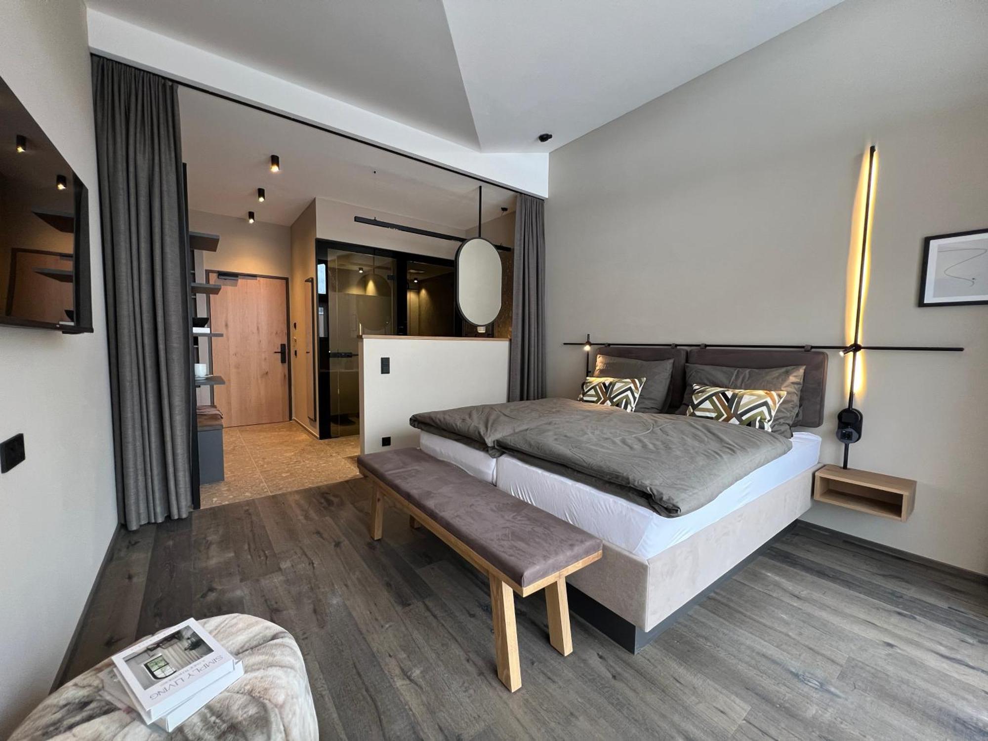 Double Room Mountain View