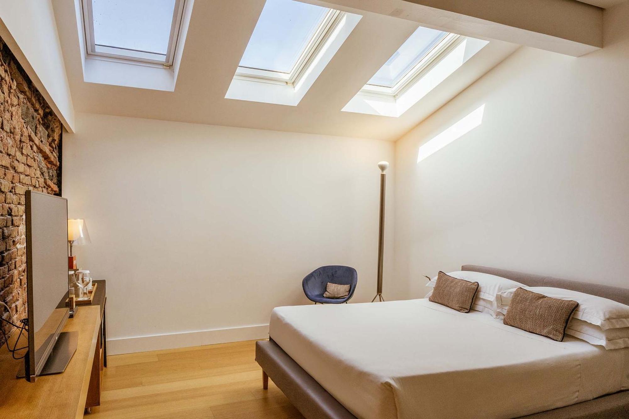 Superior Double Room,1742897137:JPEG