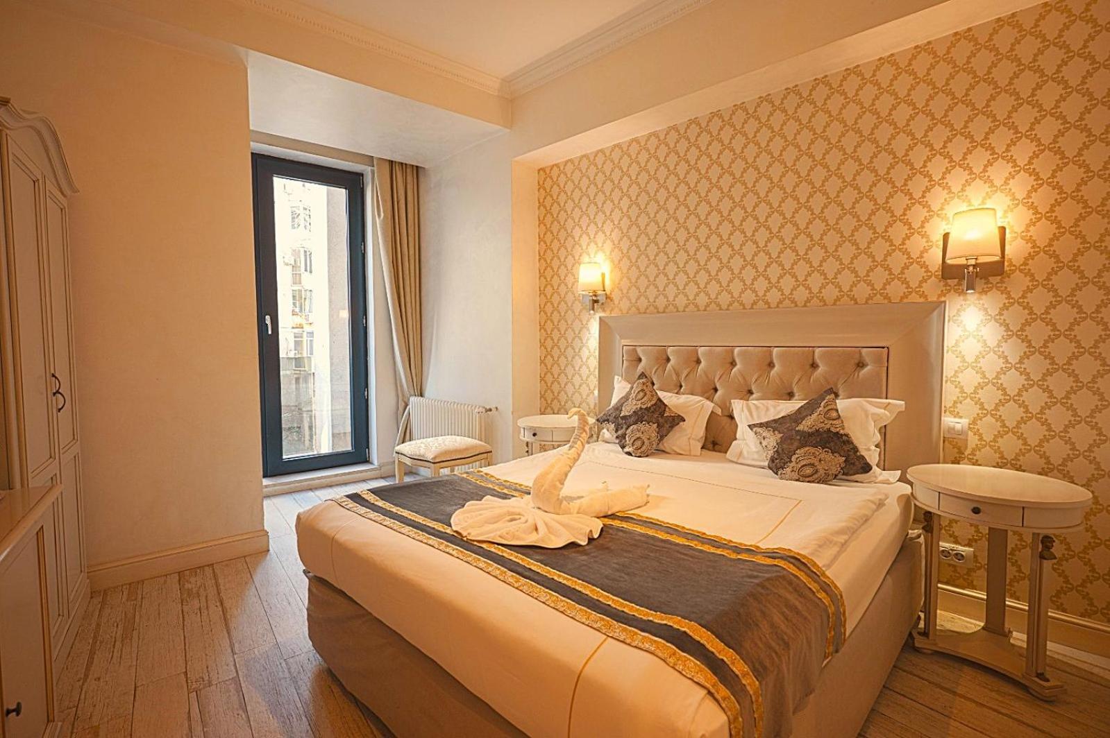 Historic Junior Suite